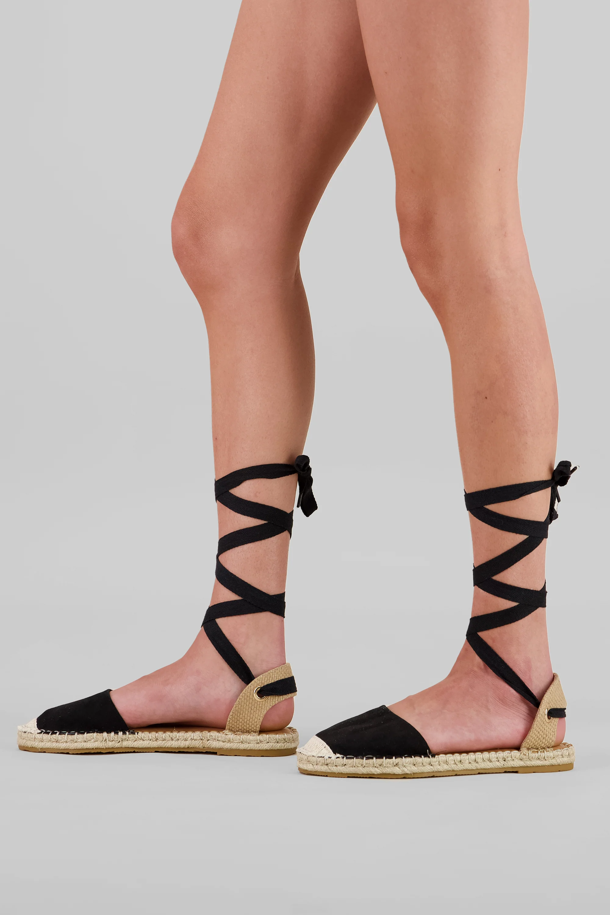 Alpargata plataforma lace up bordada - Image 3