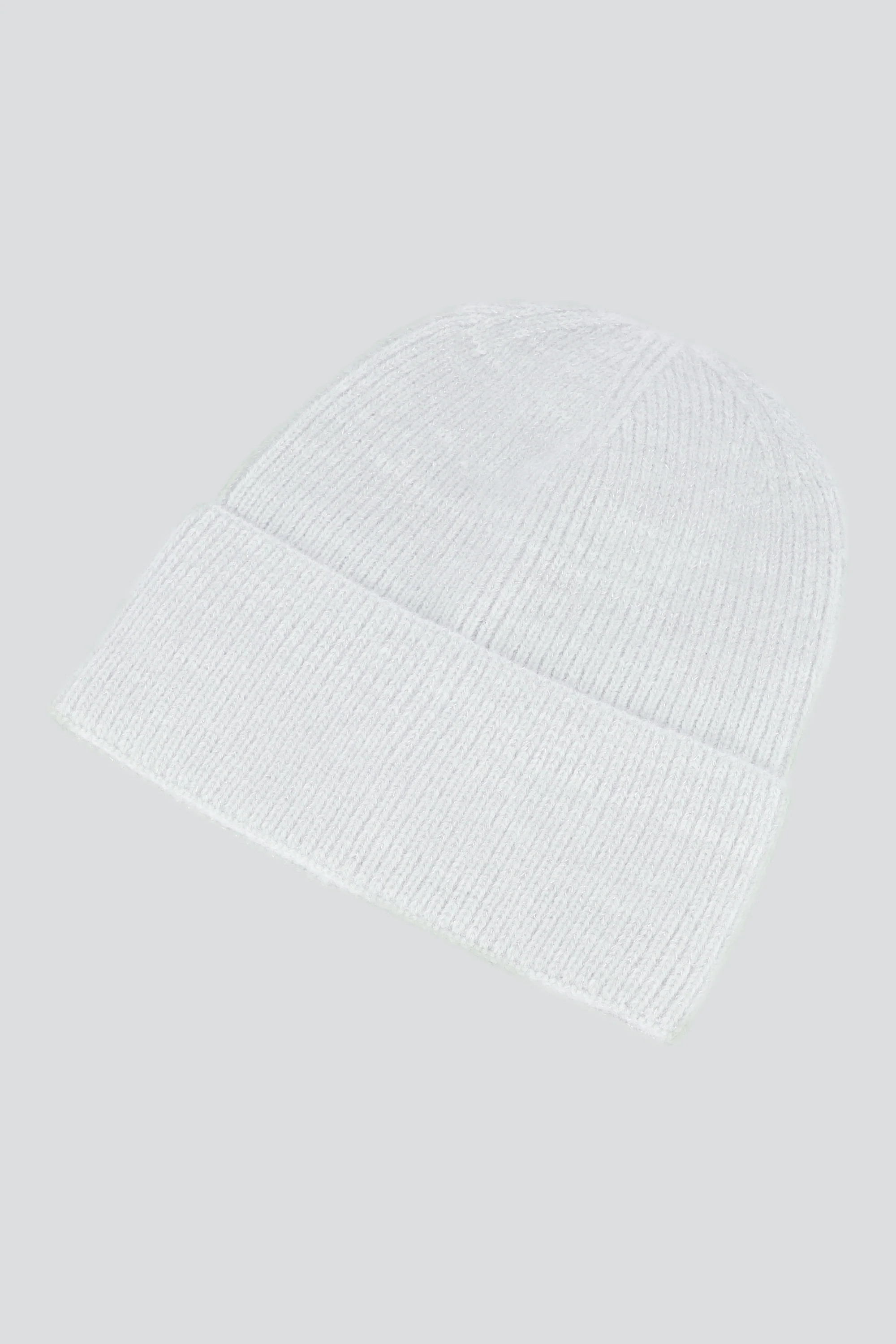 Beanie tejido brillante - Image 4