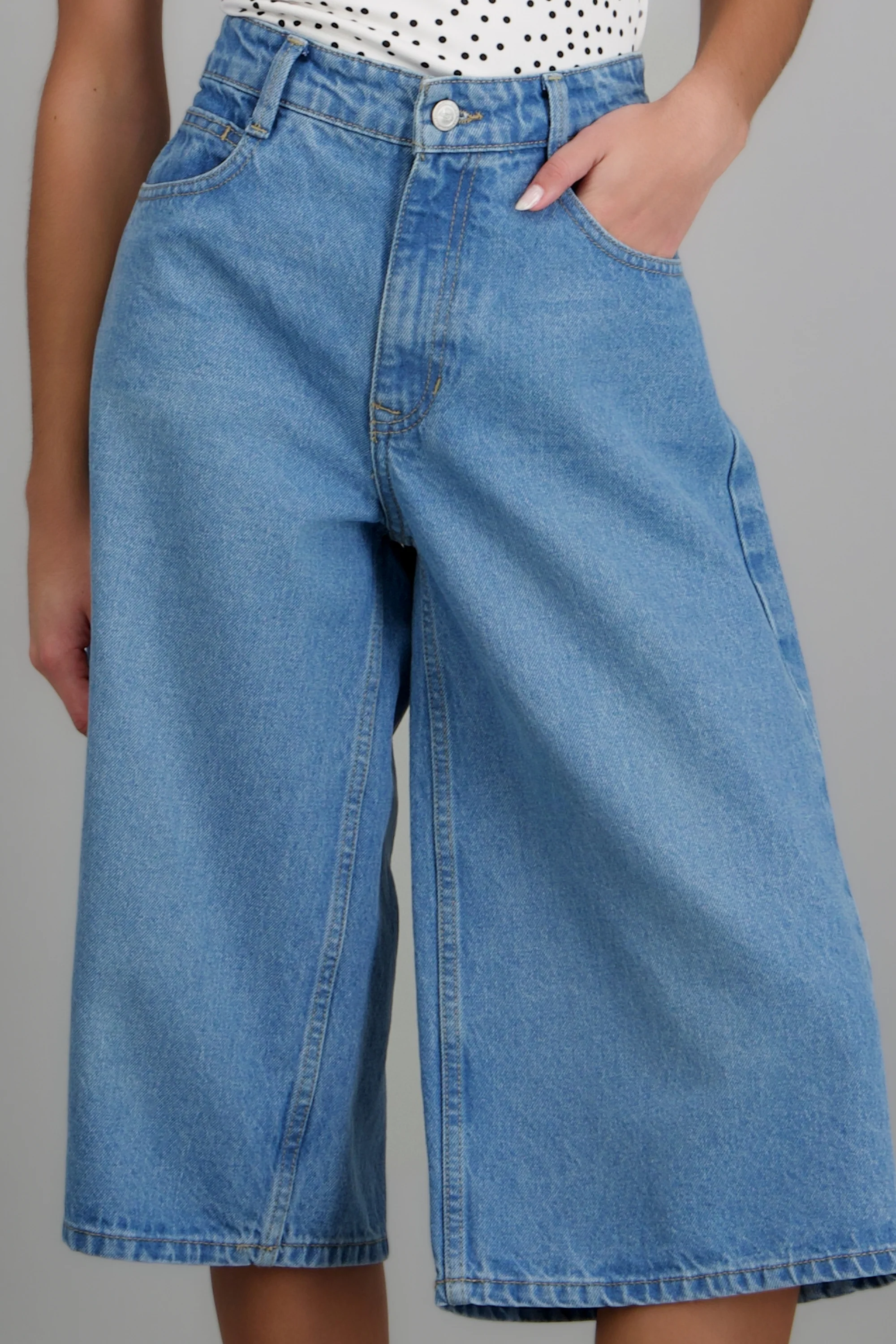 Bermuda denim entintada - Image 5