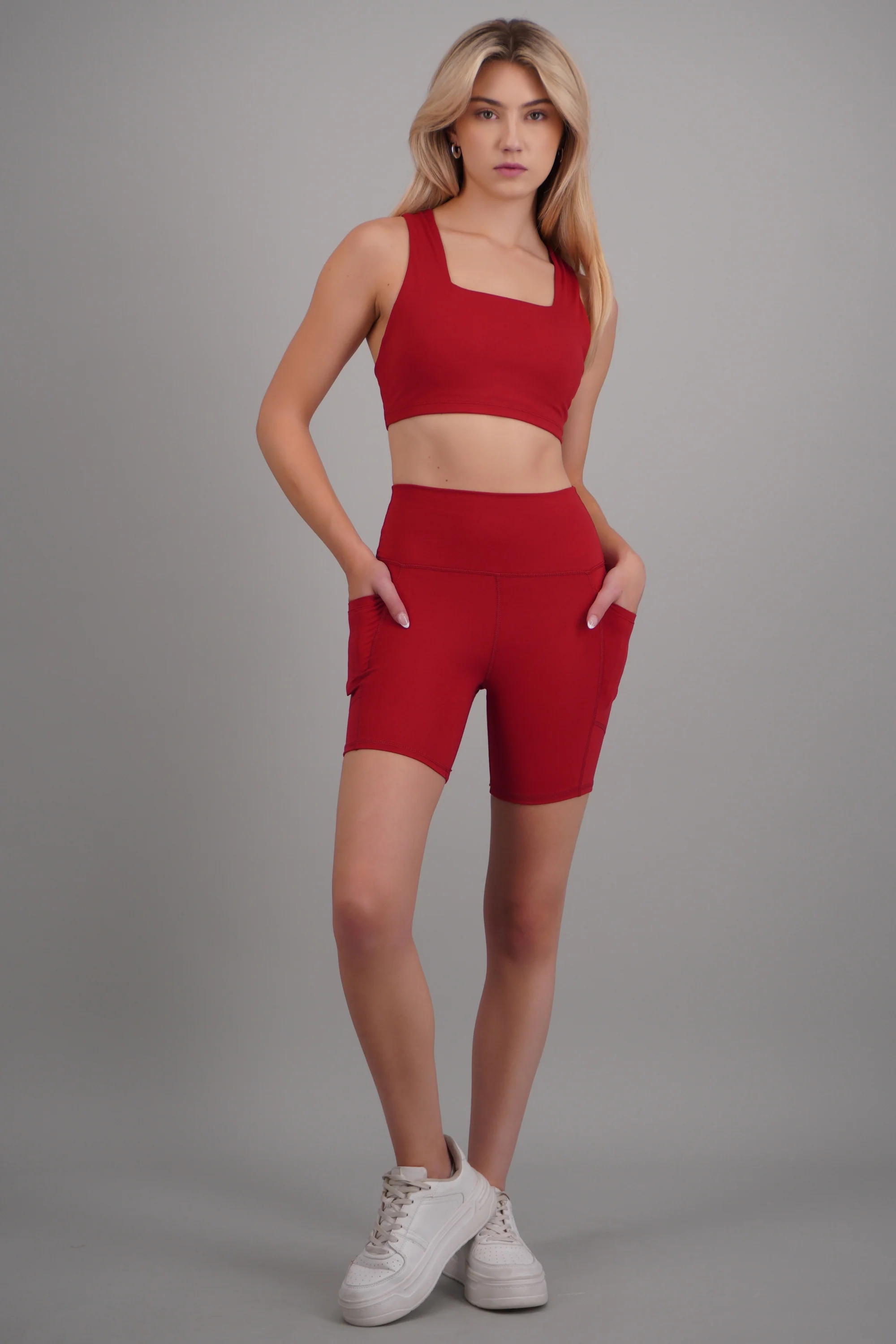 Biker shorts bolsas costados