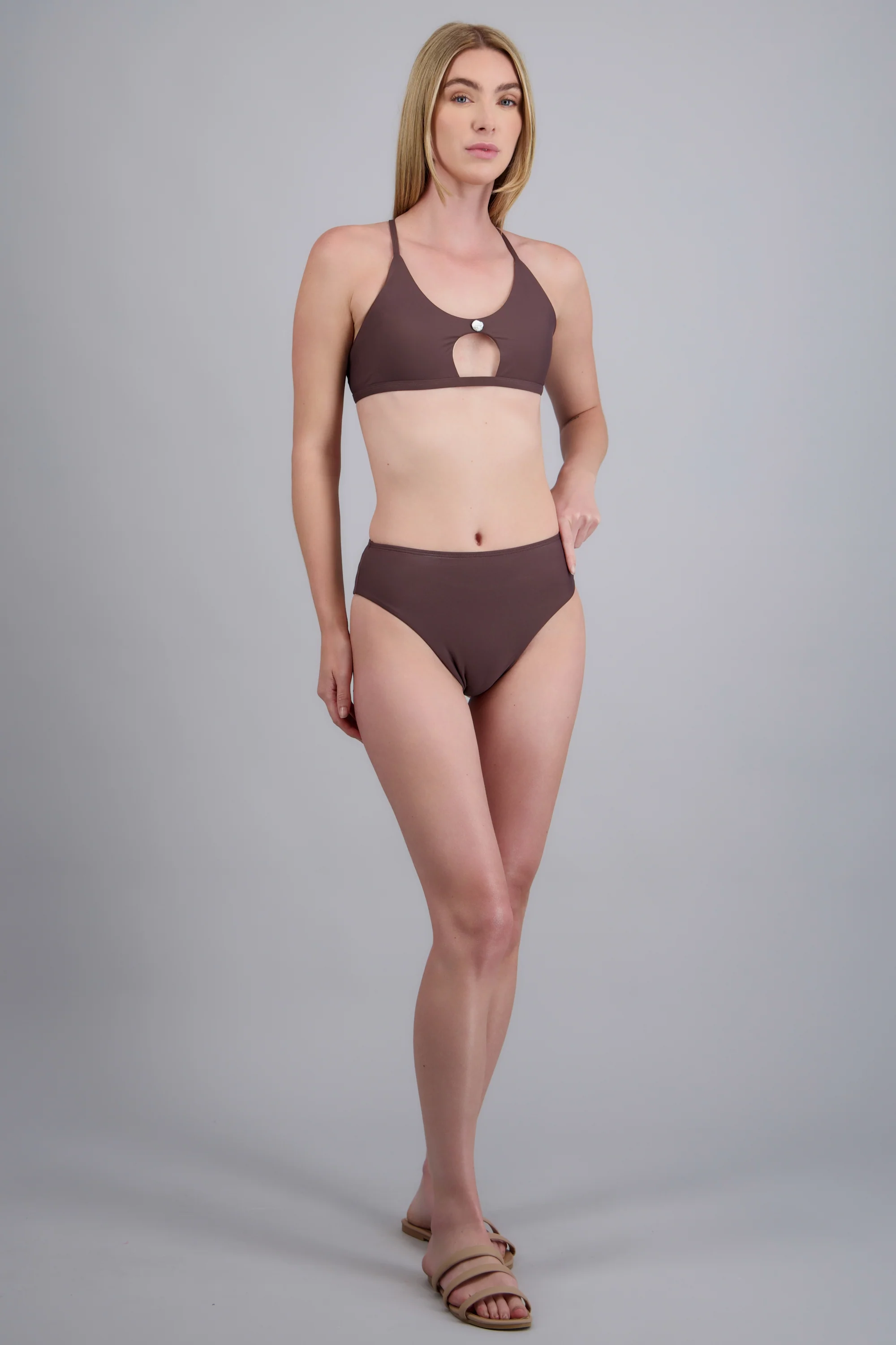 Bikini calzon alto detalle concha