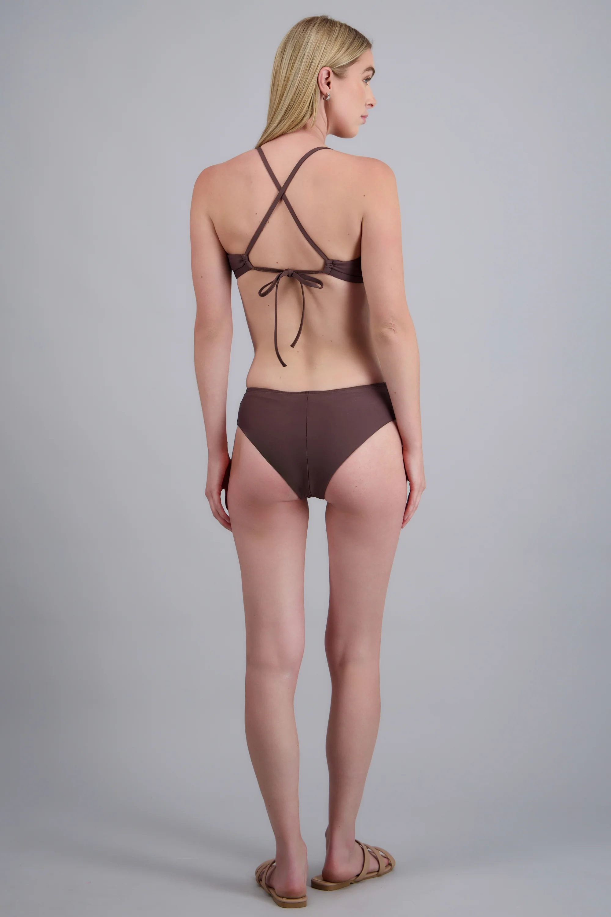 Bikini calzon alto detalle concha - Image 4