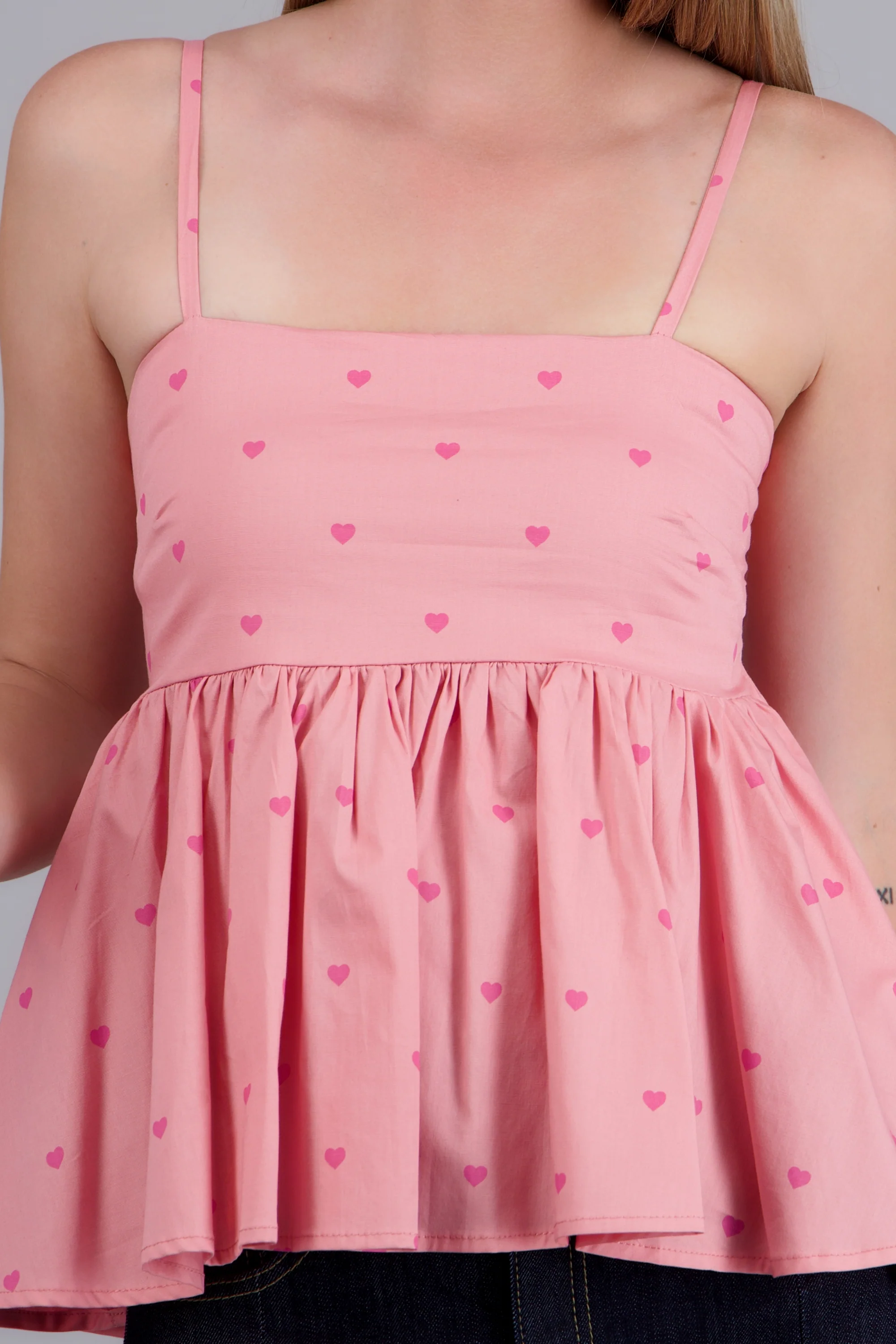 Blusa corazones detalle peplum - Image 5