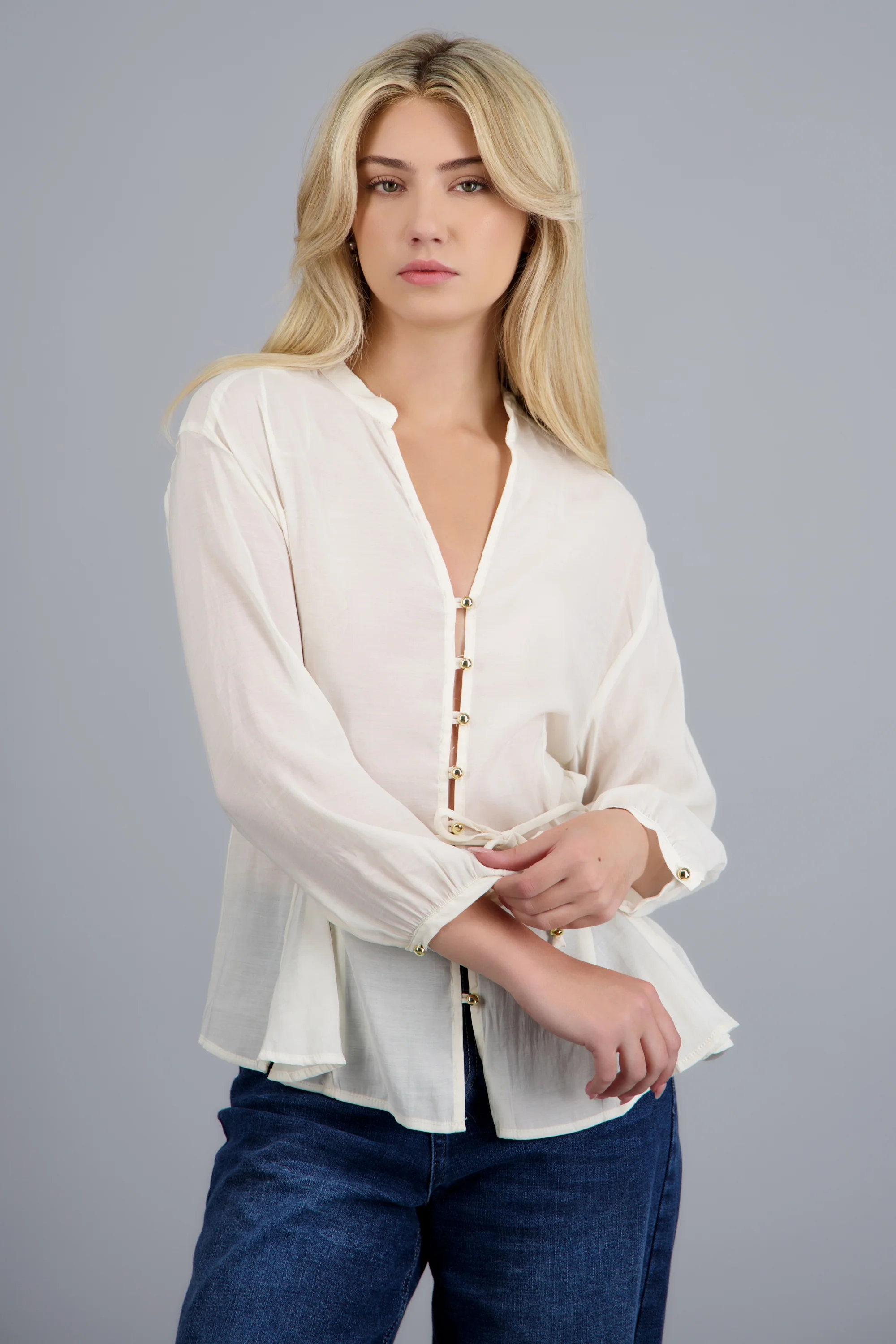Blusa fluida detalle cituron manga larga - Image 2