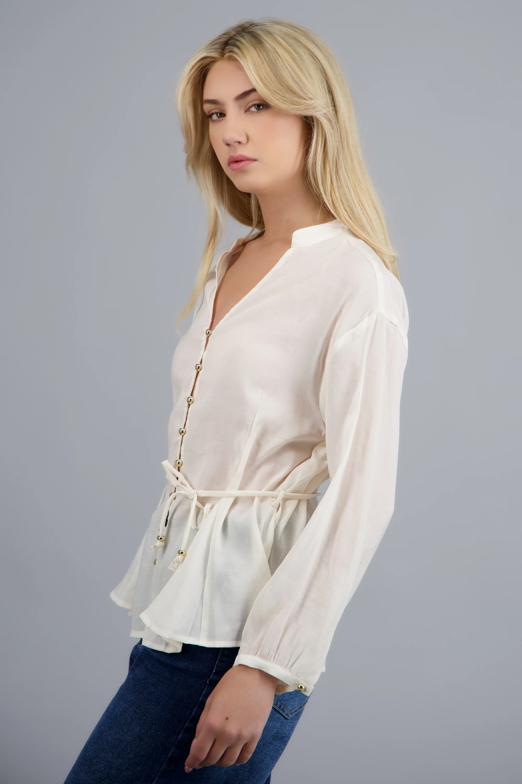 Blusa fluida detalle cituron manga larga - Image 3