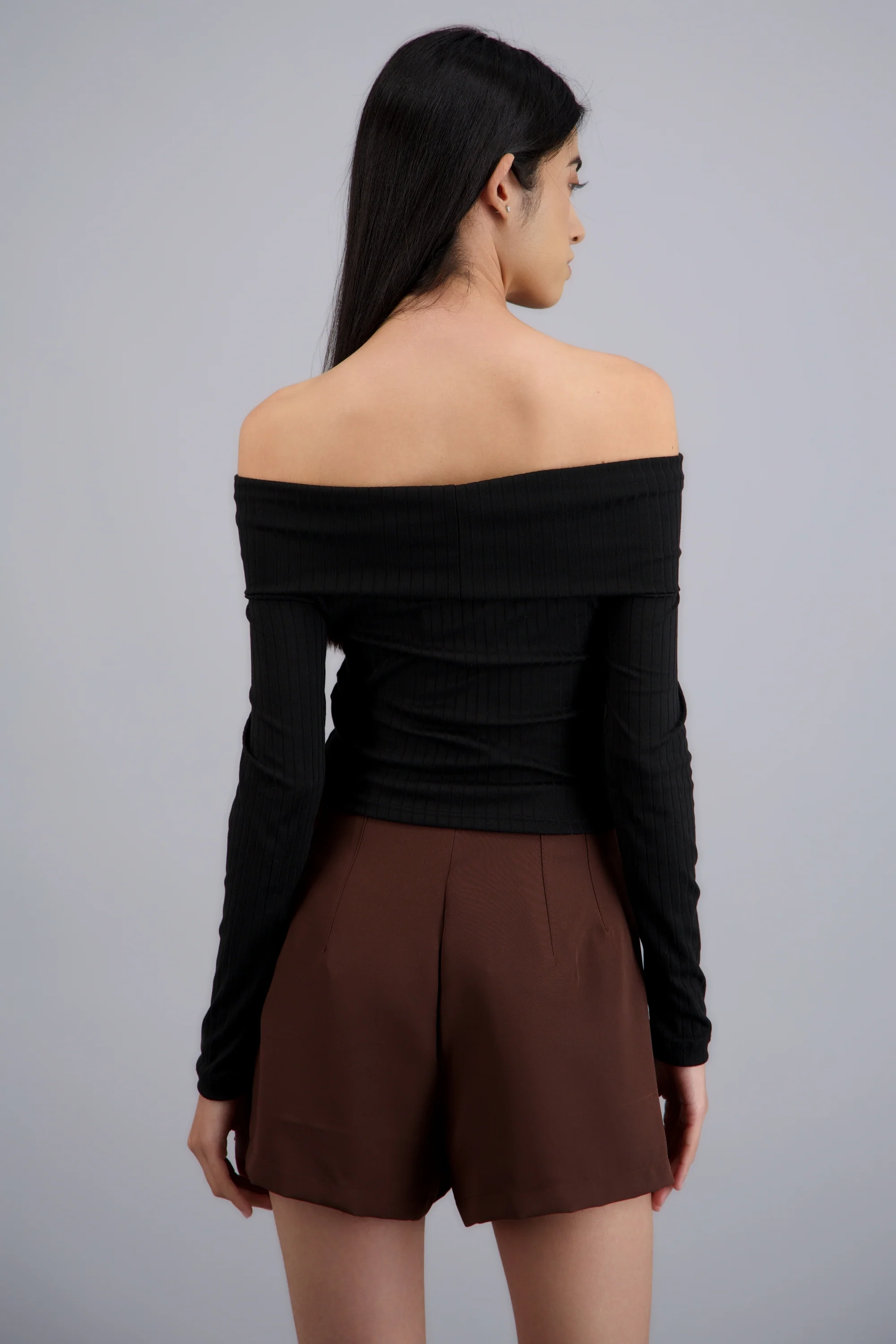 Blusa off shoulder manga larga - Image 4