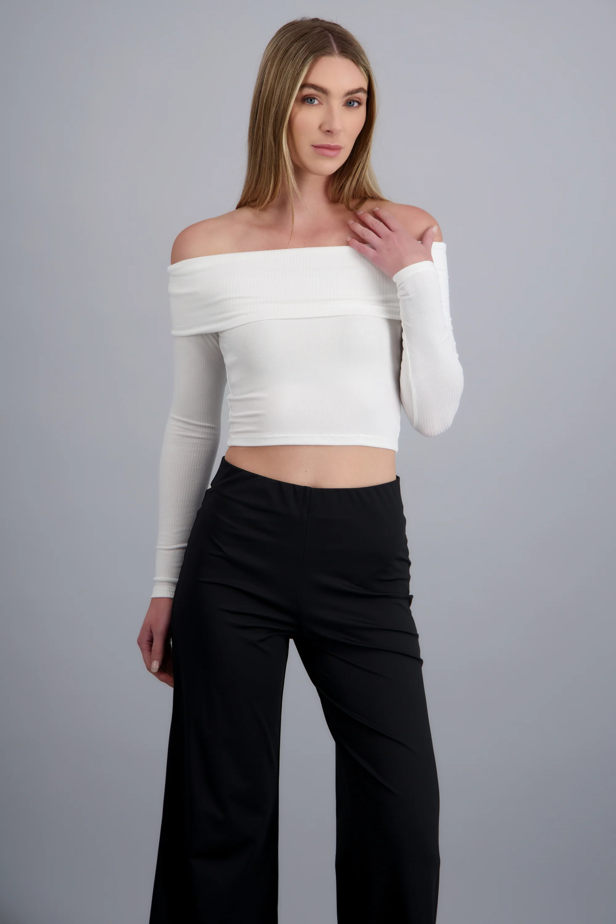 Blusa off shoulder manga larga rib - Image 2