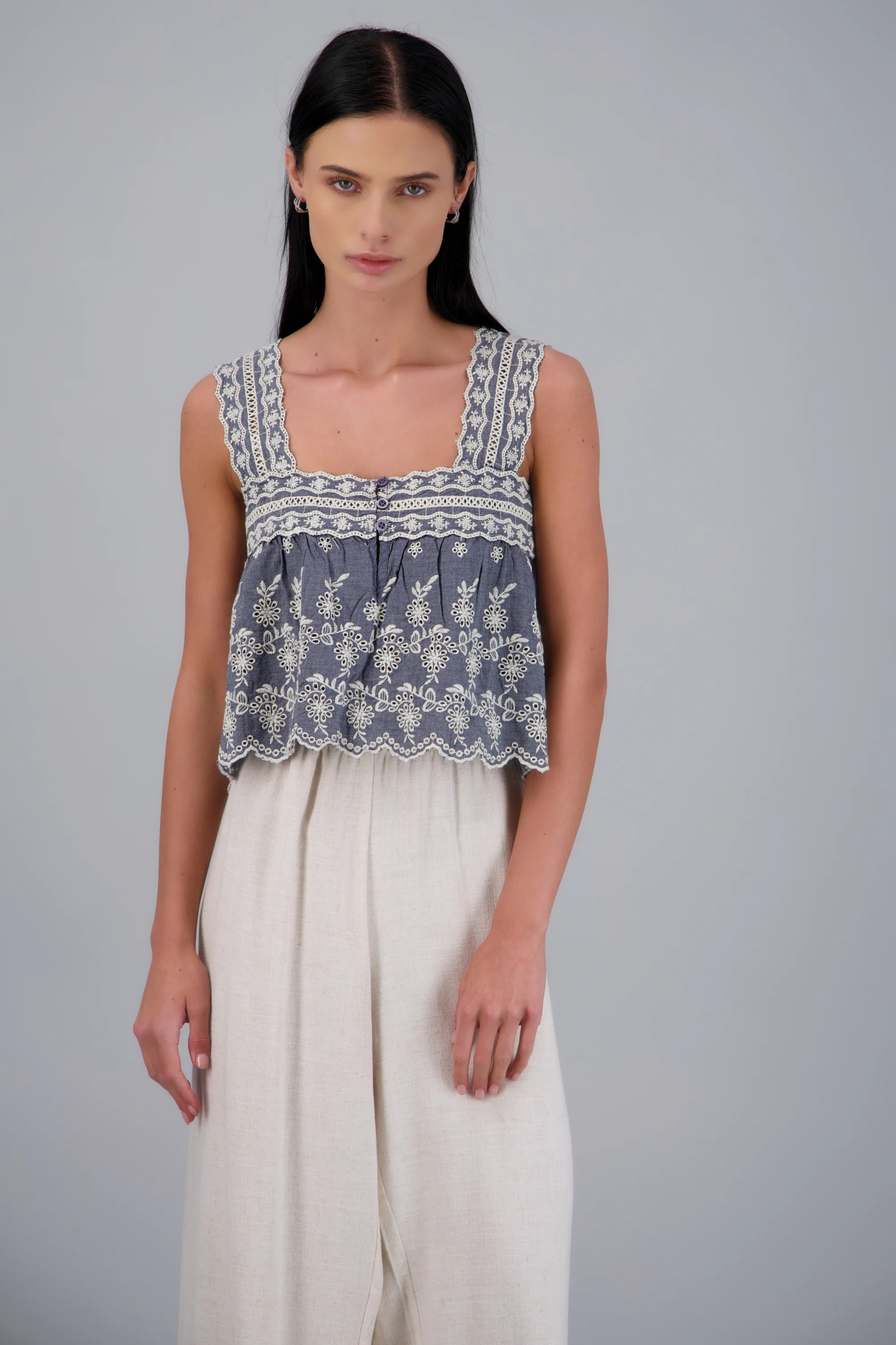 Blusa peplum bordado eyelet - Image 2