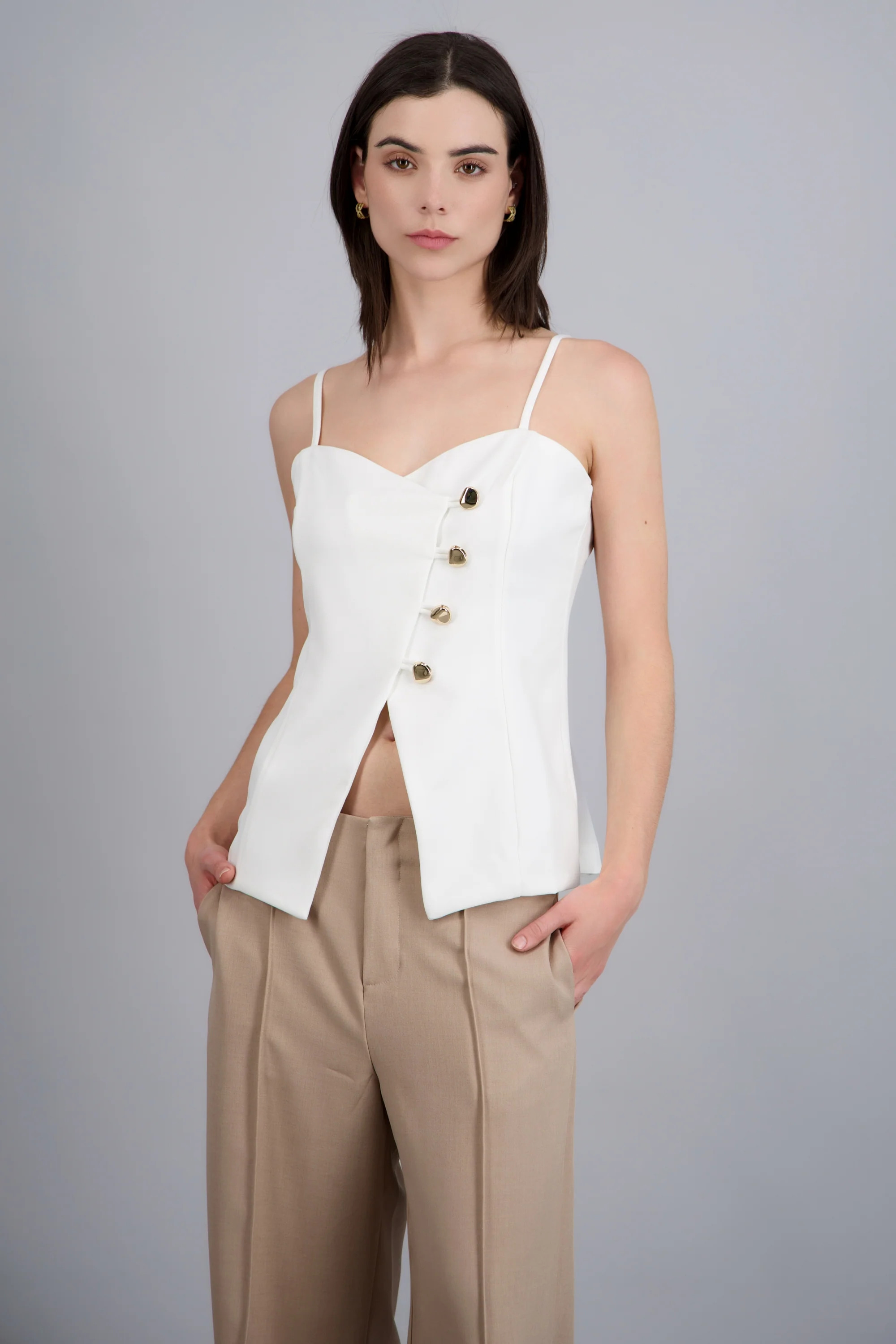 Blusa tirantes detalle botones