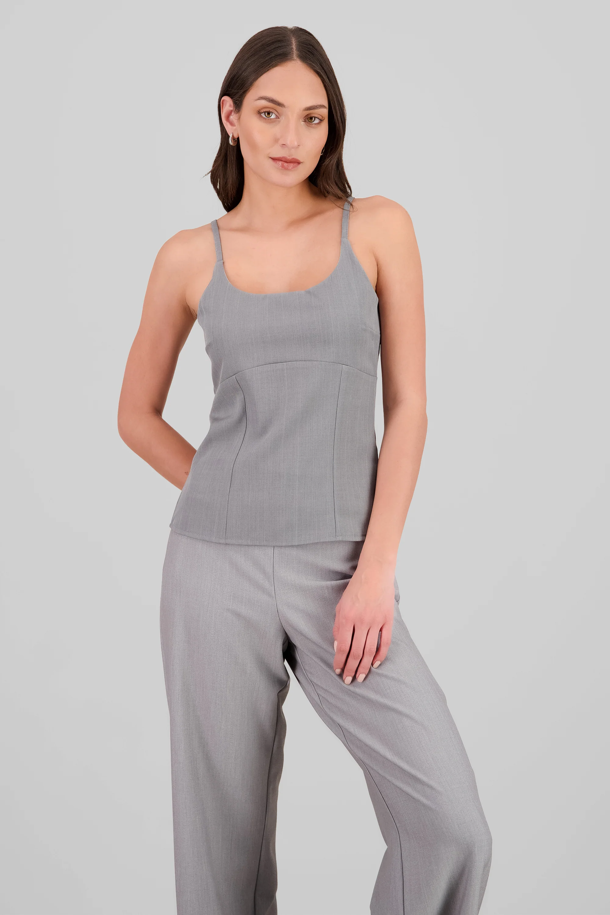 Blusa tirantes detalle cortes