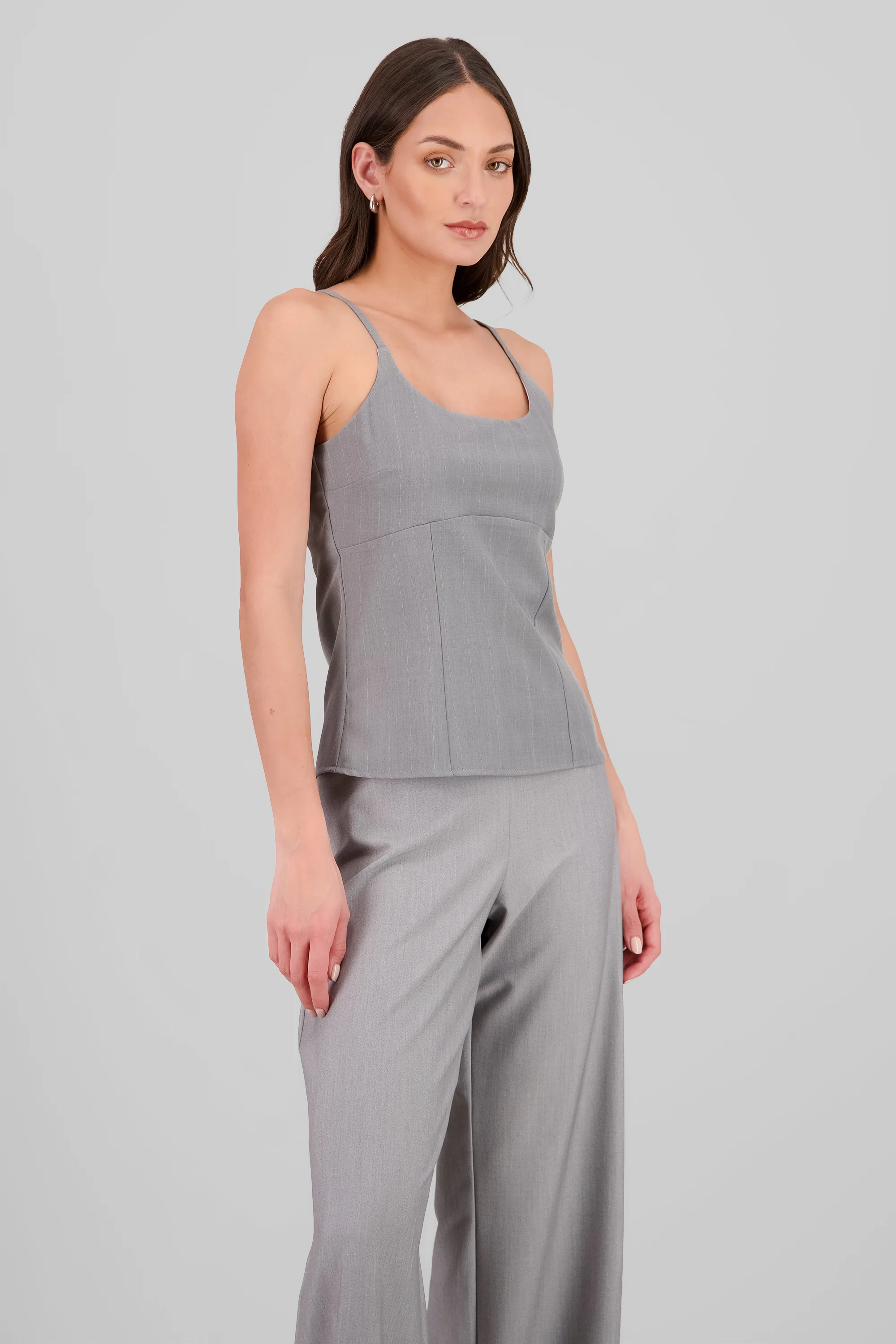 Blusa tirantes detalle cortes - Image 3