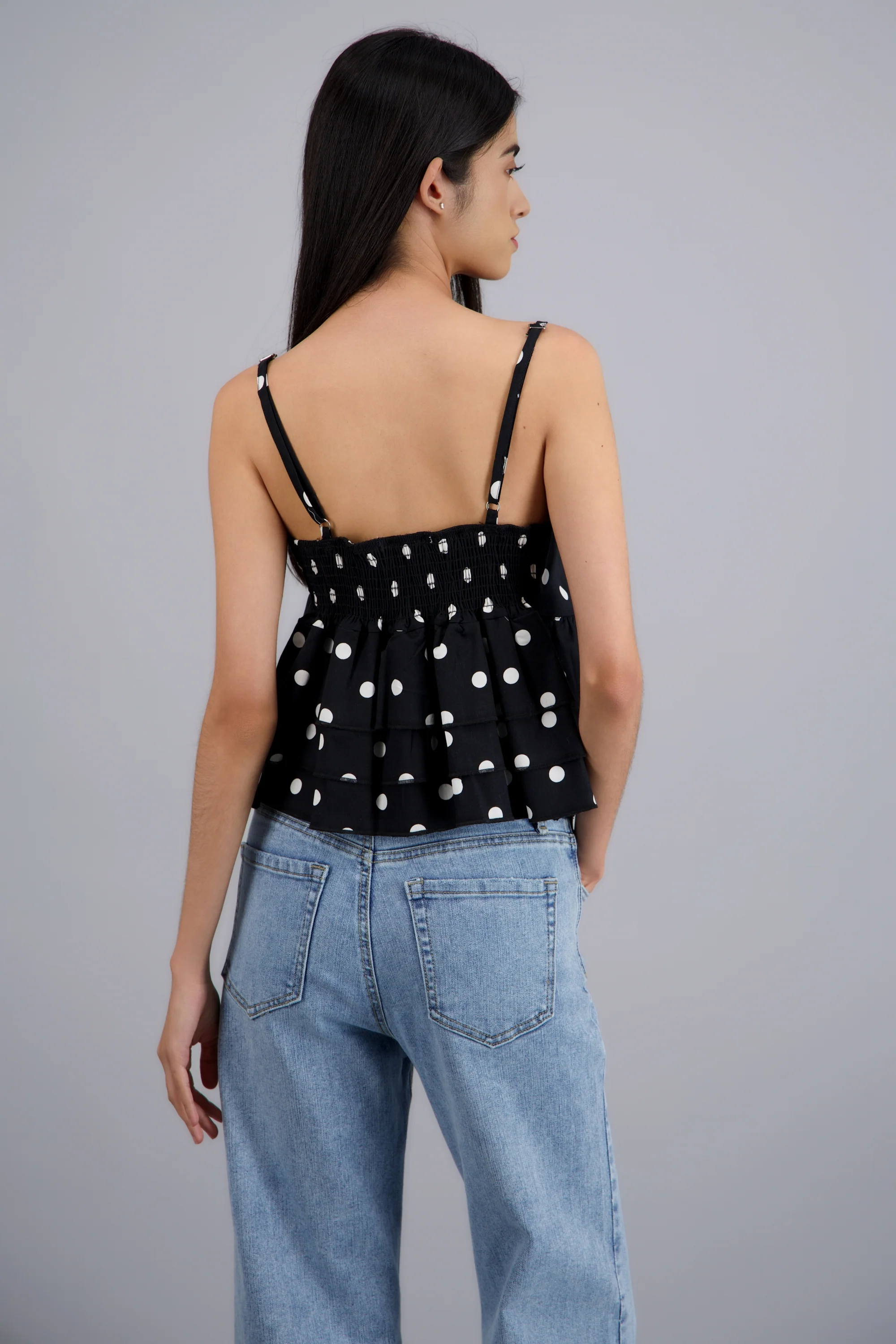 Blusa tirantes detalle olanes polka - Image 4
