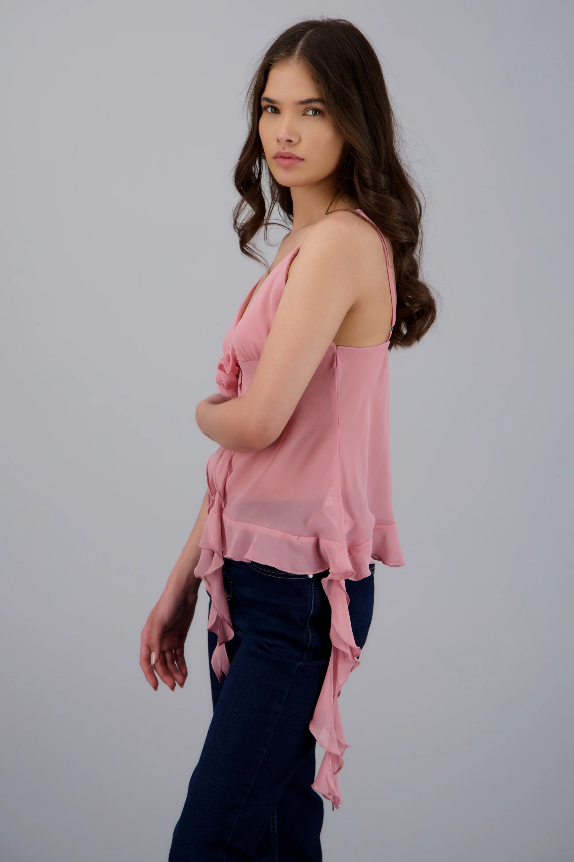 Blusa tirantes detalle ruffles - Image 3
