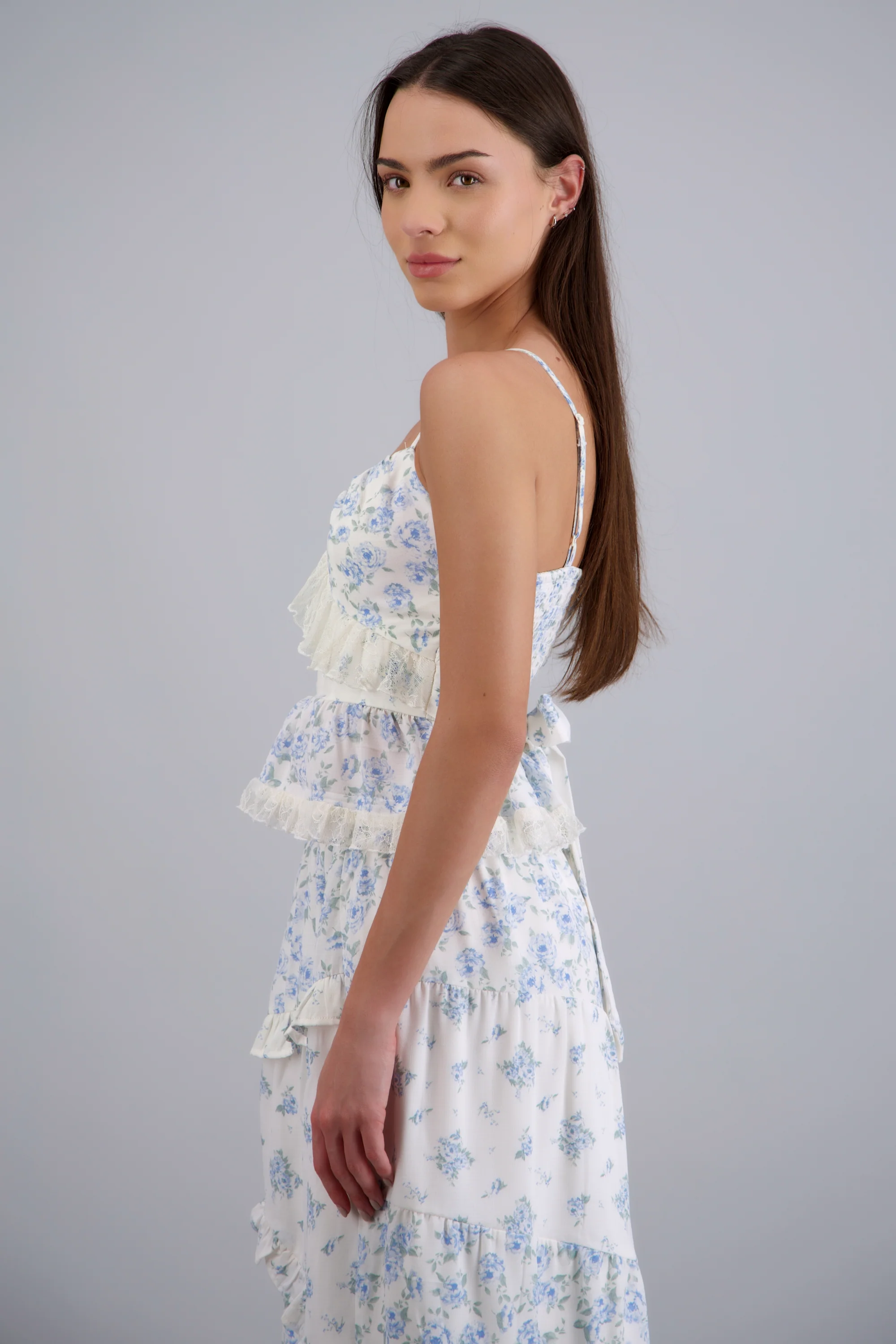 Blusa olanes flores detalle encajes - Image 2