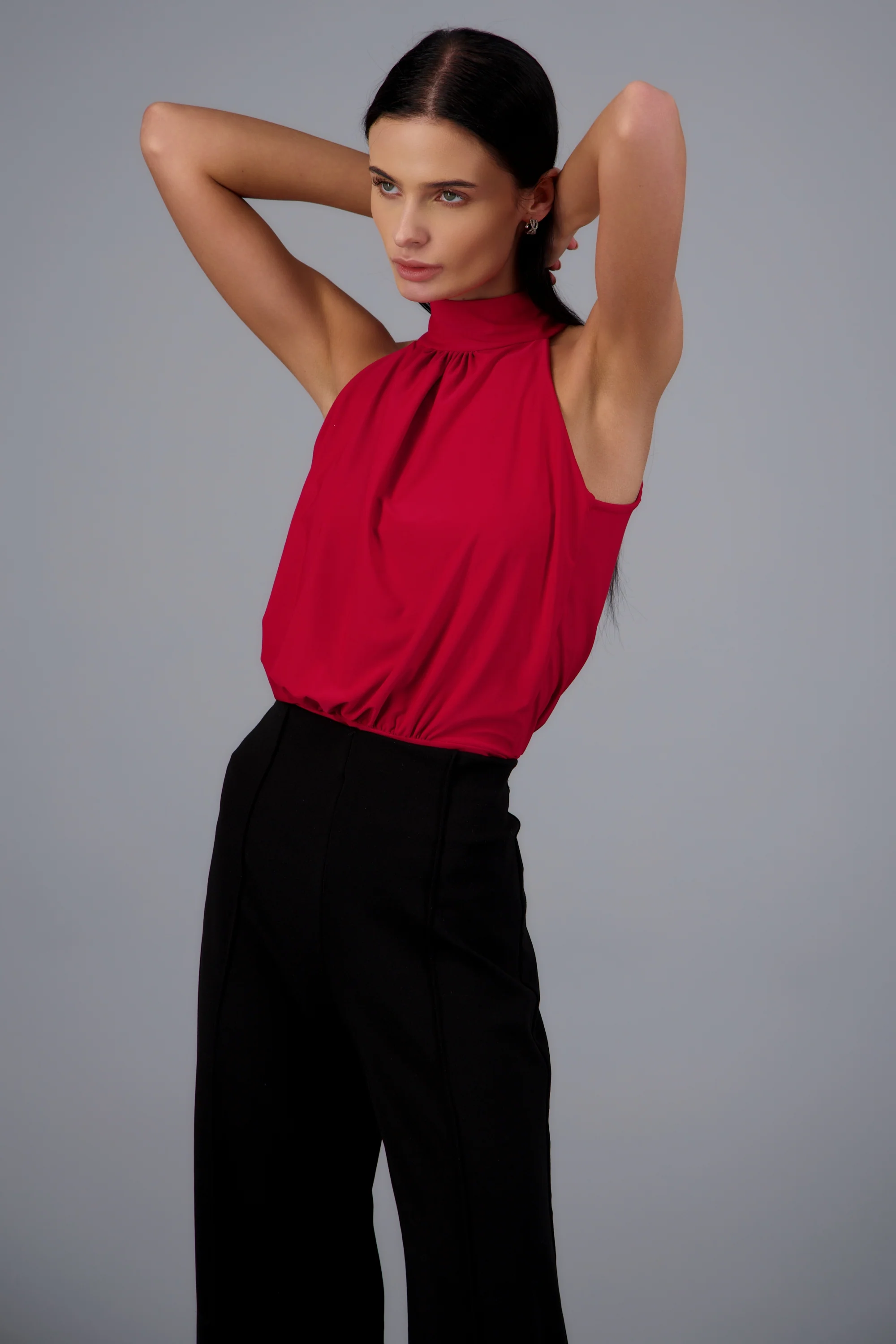 Body halter drapeado