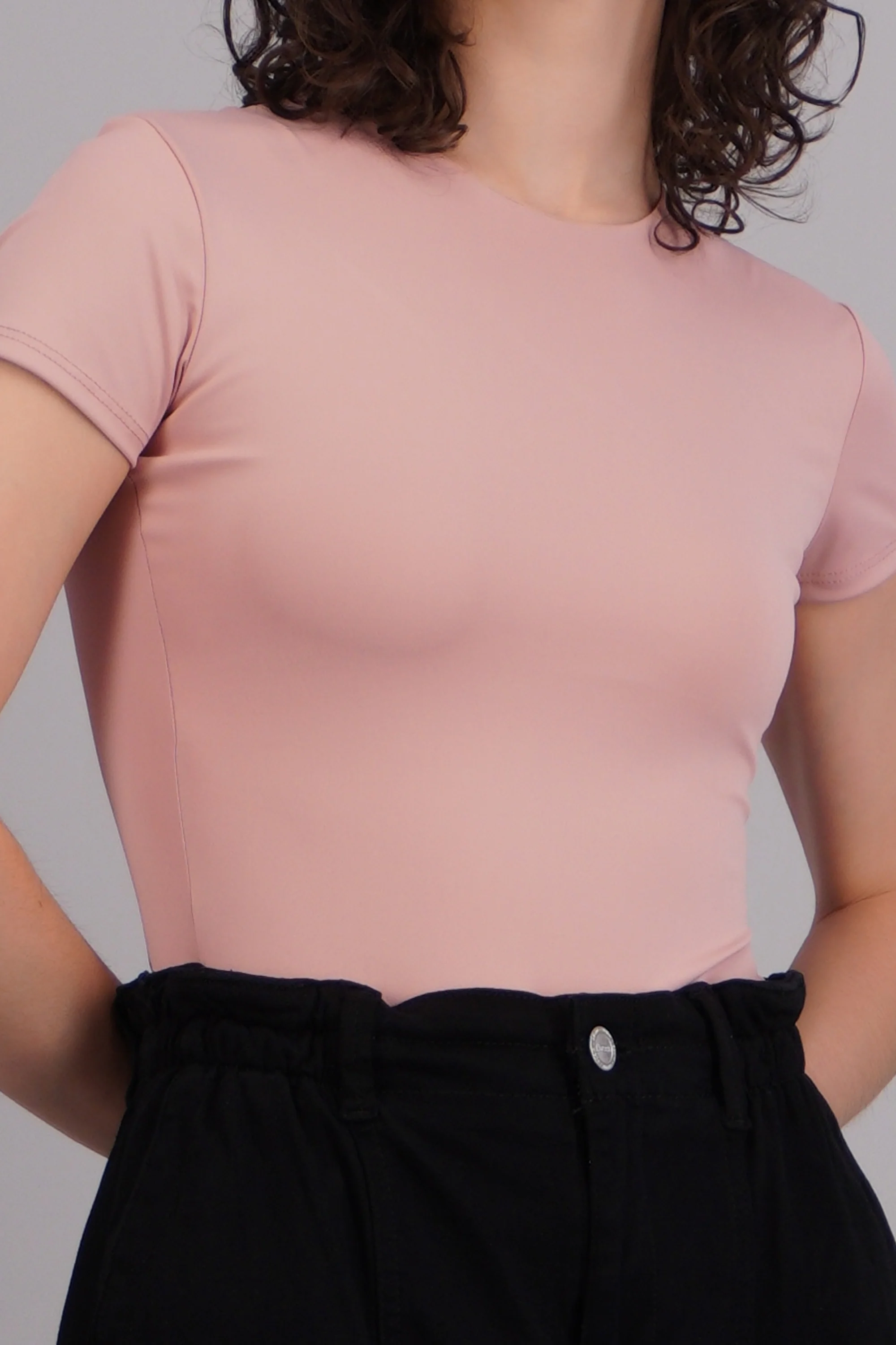 Body liso cuello redondo manga corta - Image 5