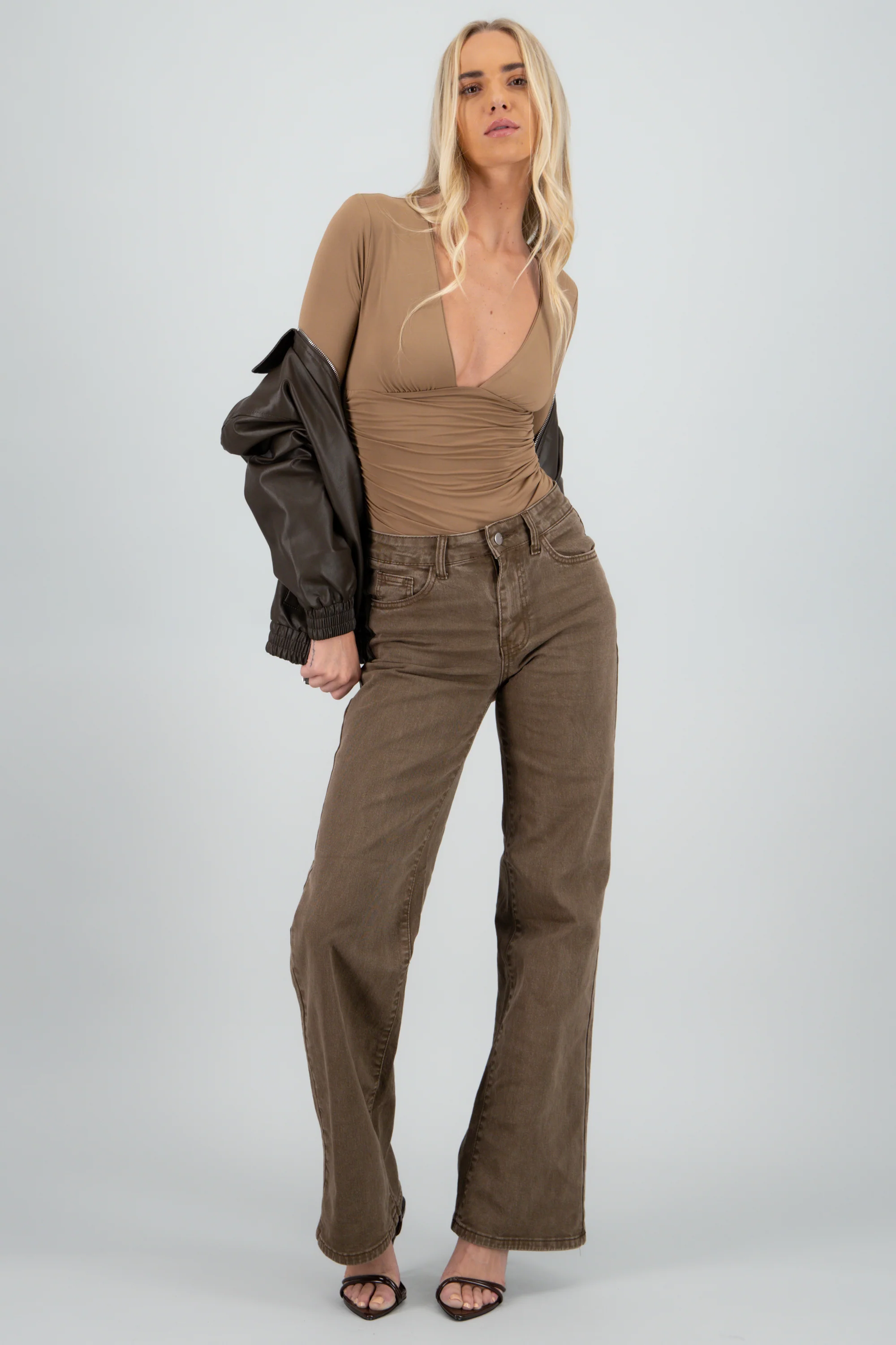 Bodysuit drapeado escote v manga larga - Image 2