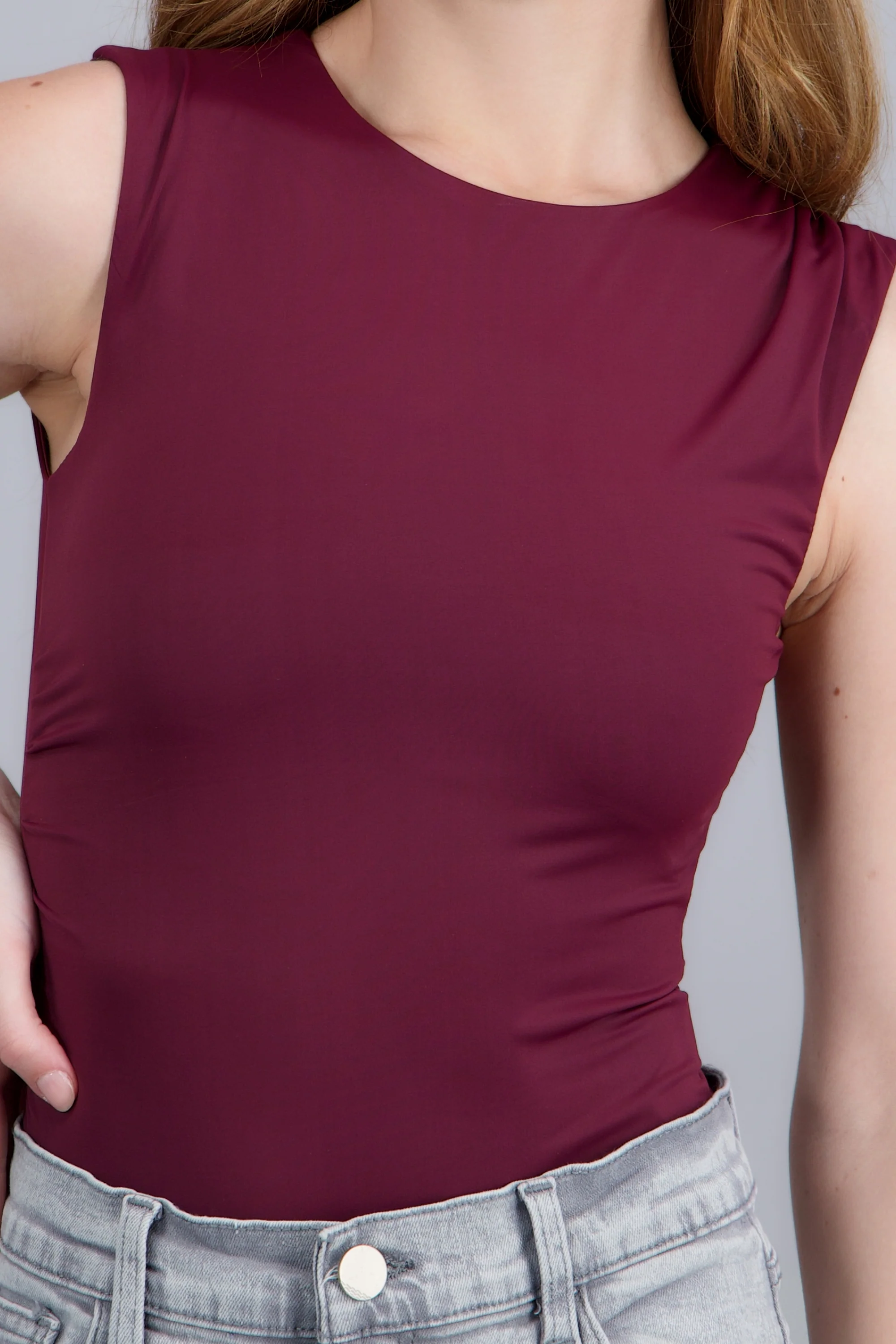 Bodysuit drapeado sin mangas - Image 5