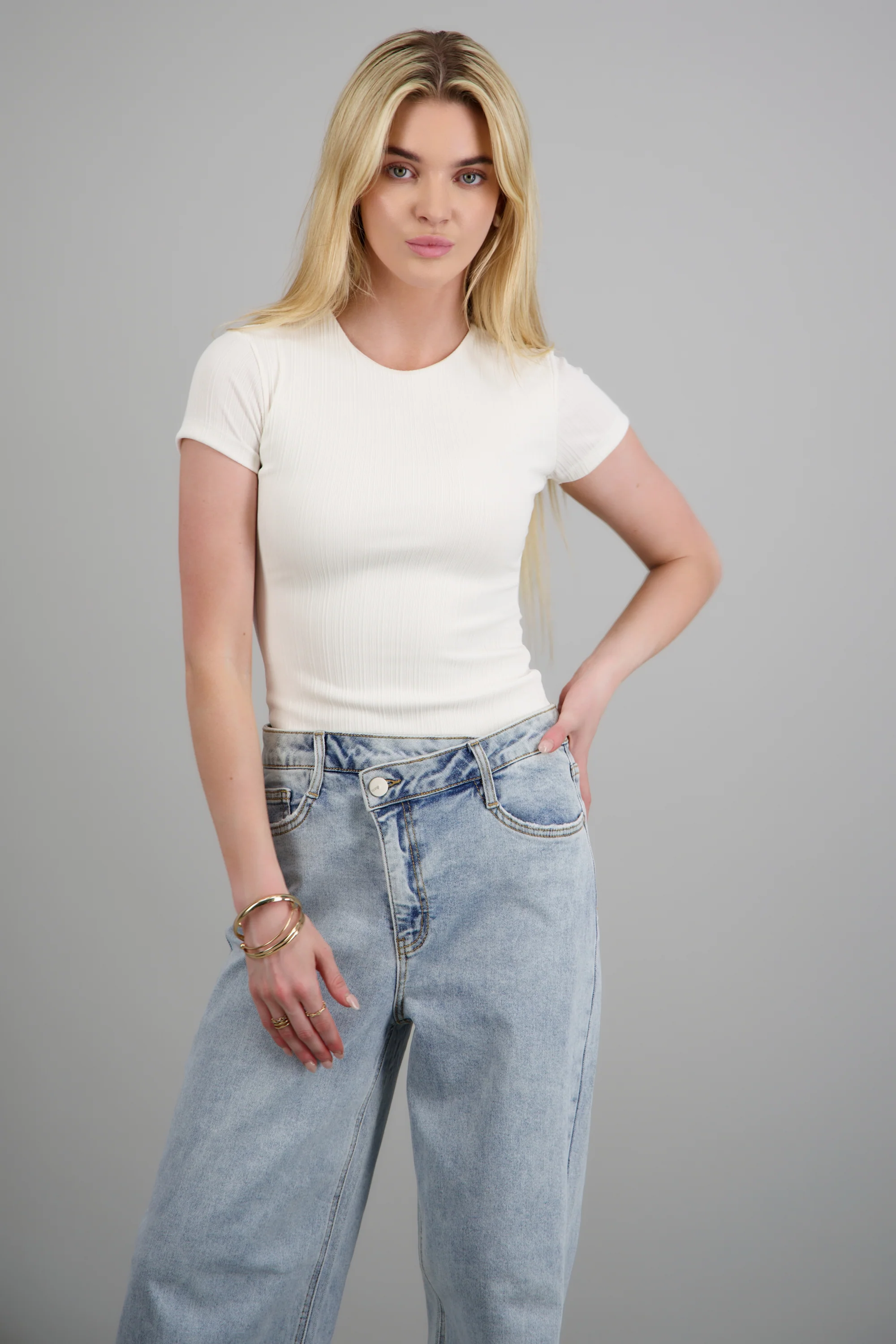 Bodysuit escote redondo manga corta