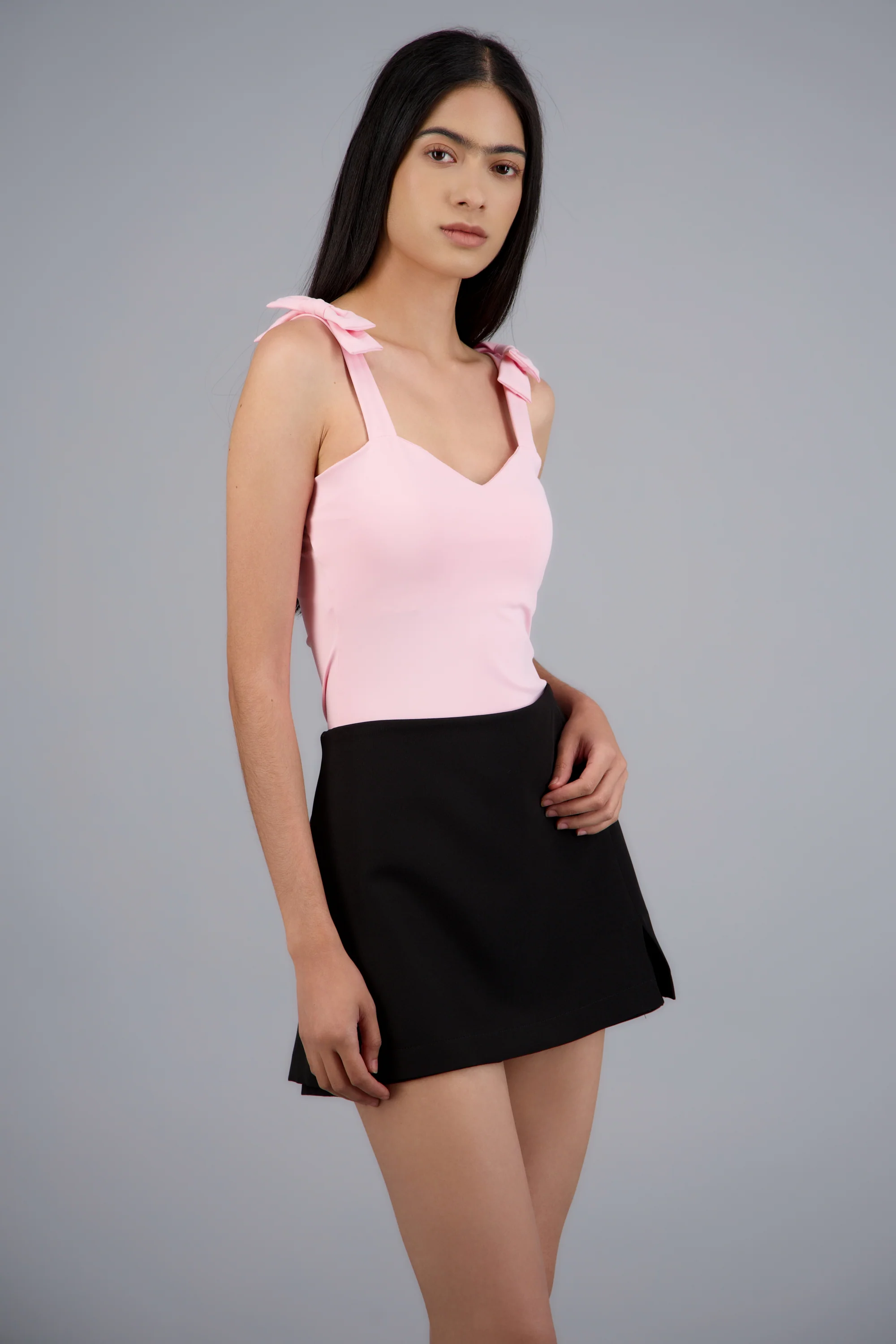 Bodysuit liso con tirante moños - Image 4