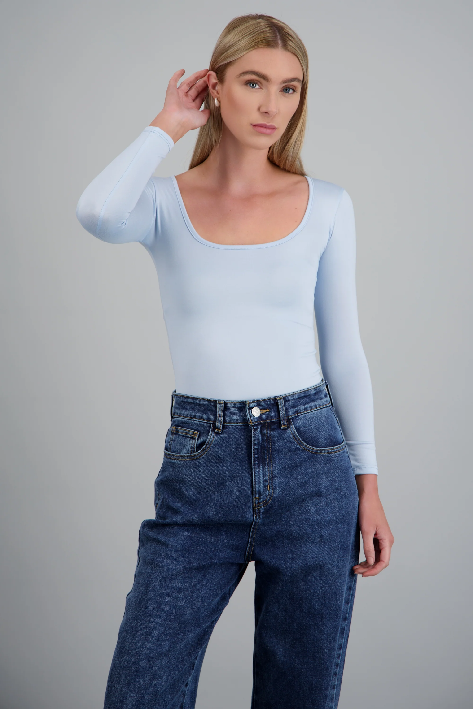 Bodysuit Liso Cuello Scoop - Image 2