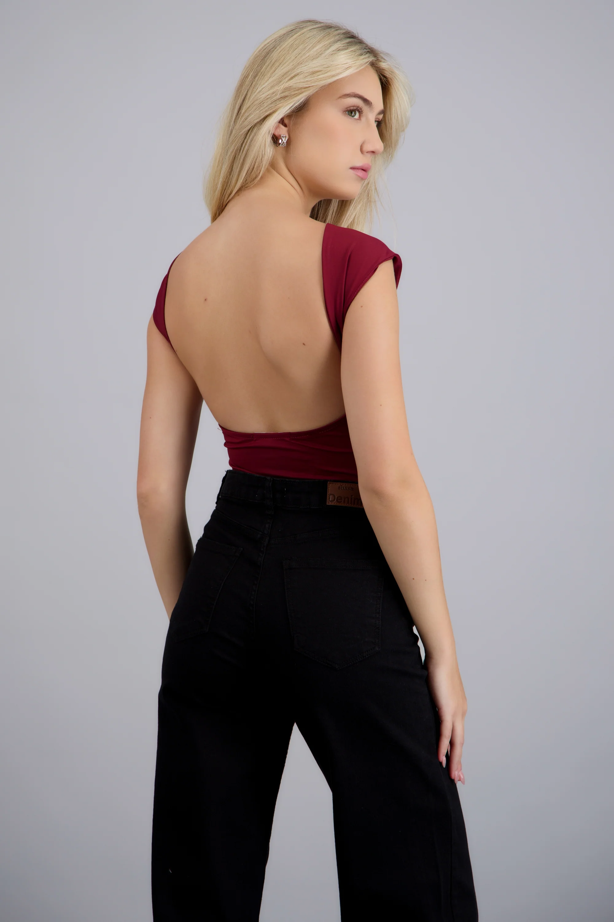 Bodysuit liso escote redondo - Image 3