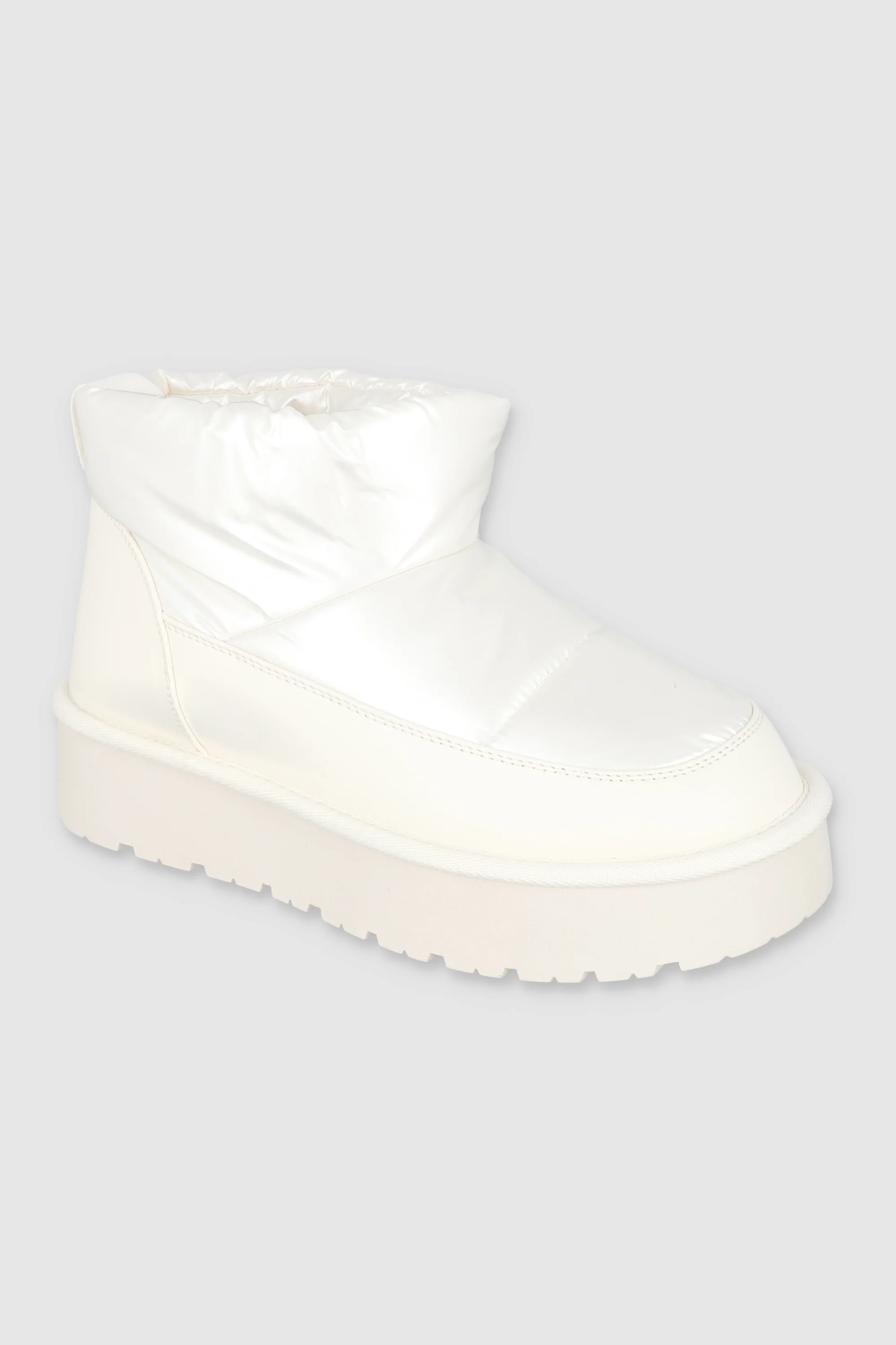 Bota invierno contraste - Image 5