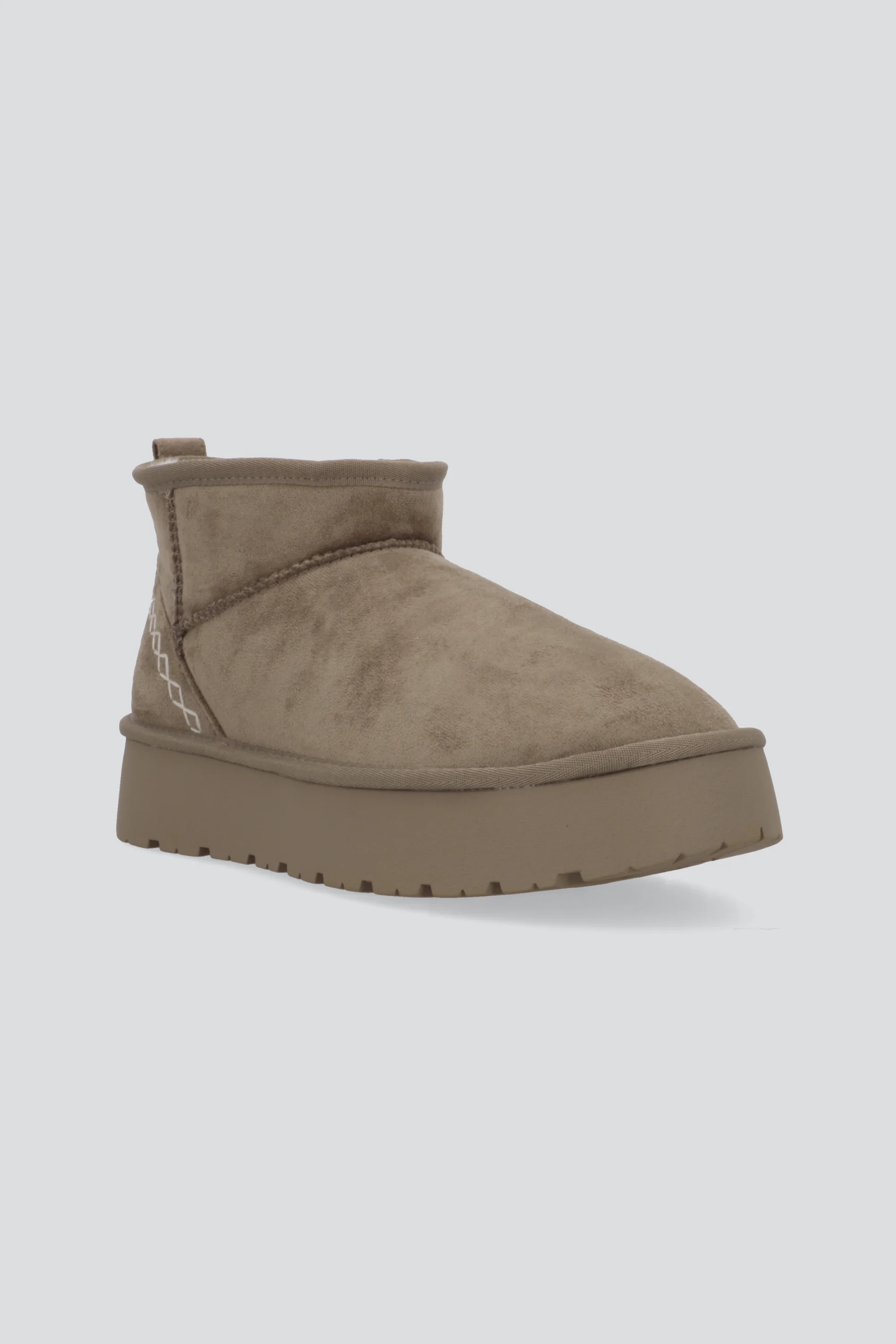 Bota invierno corta detalle costura - Image 7