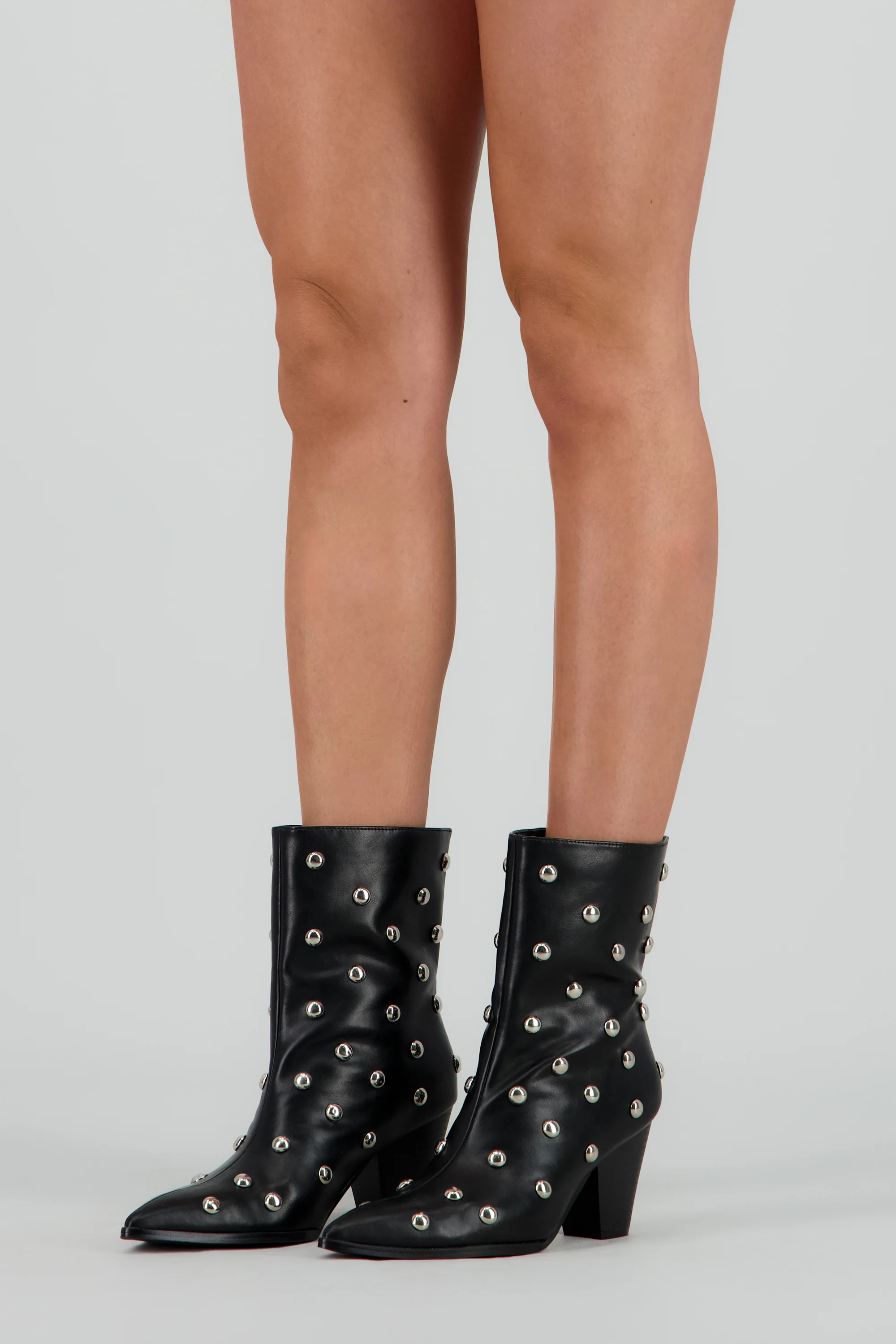 Botin pointy mega studs - Image 6
