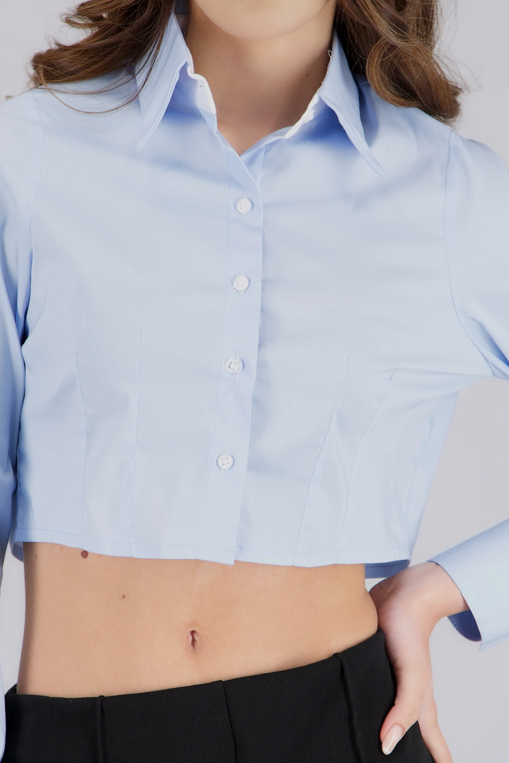 Camisa crop manga larga lisa - Image 5