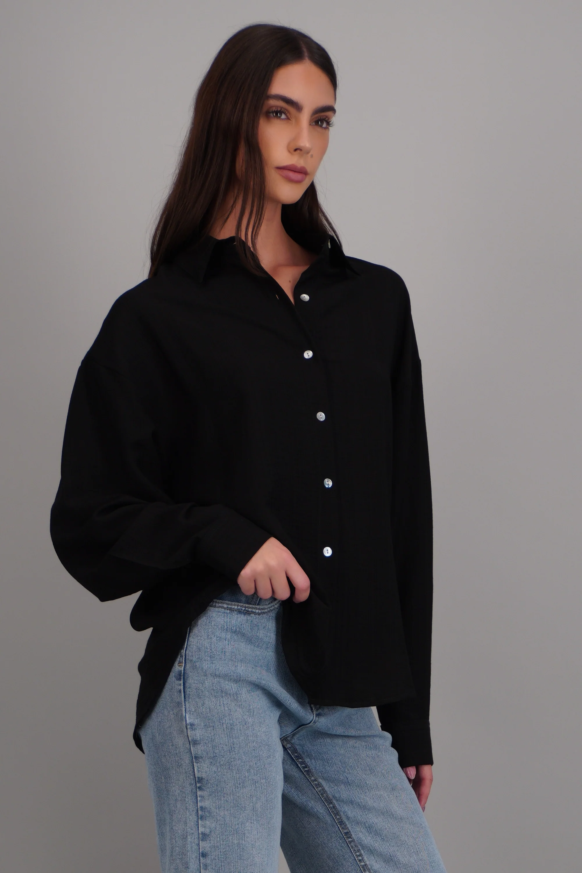 Camisa larga con puños - Image 2