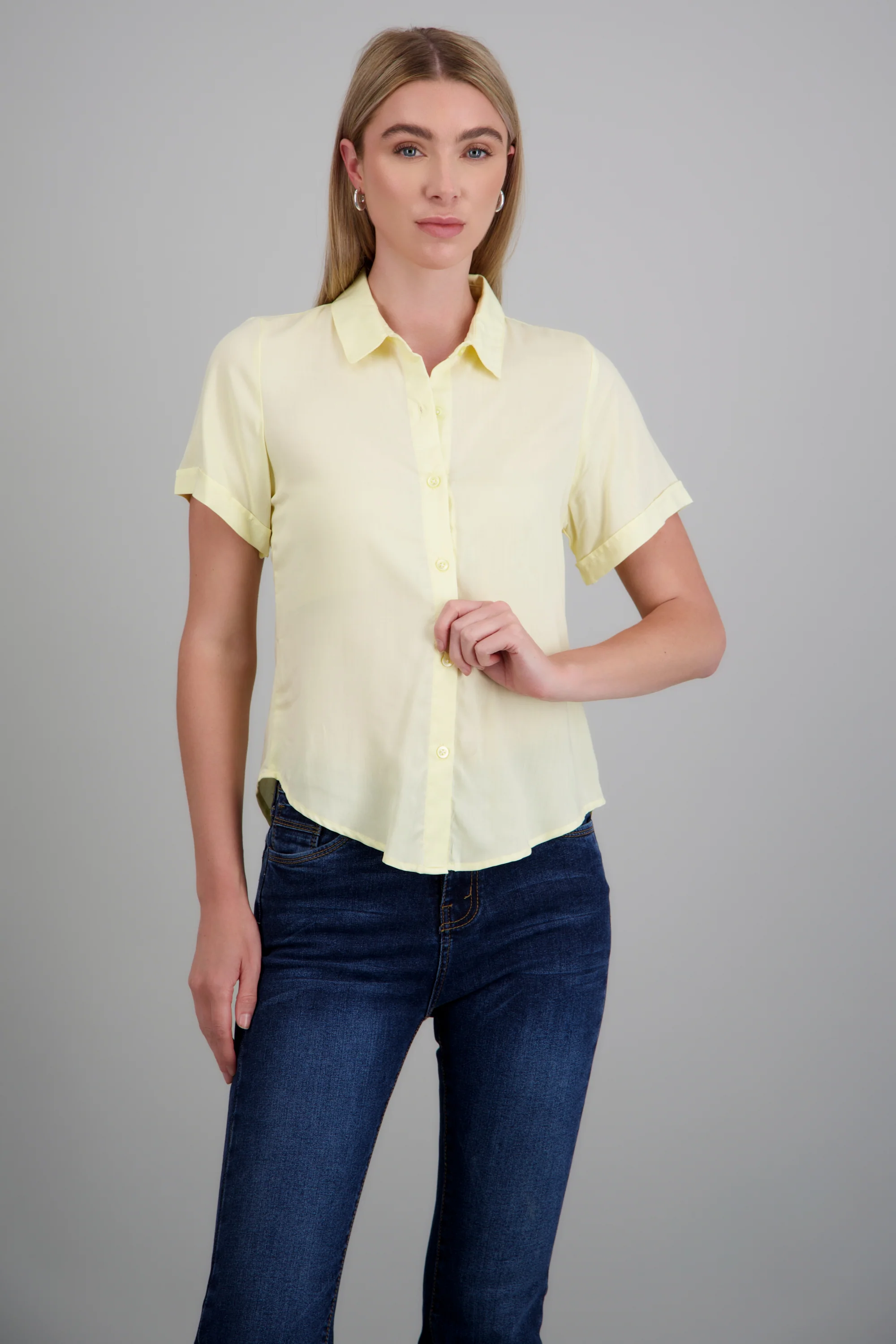 Camisa lisa manga corta - Image 2