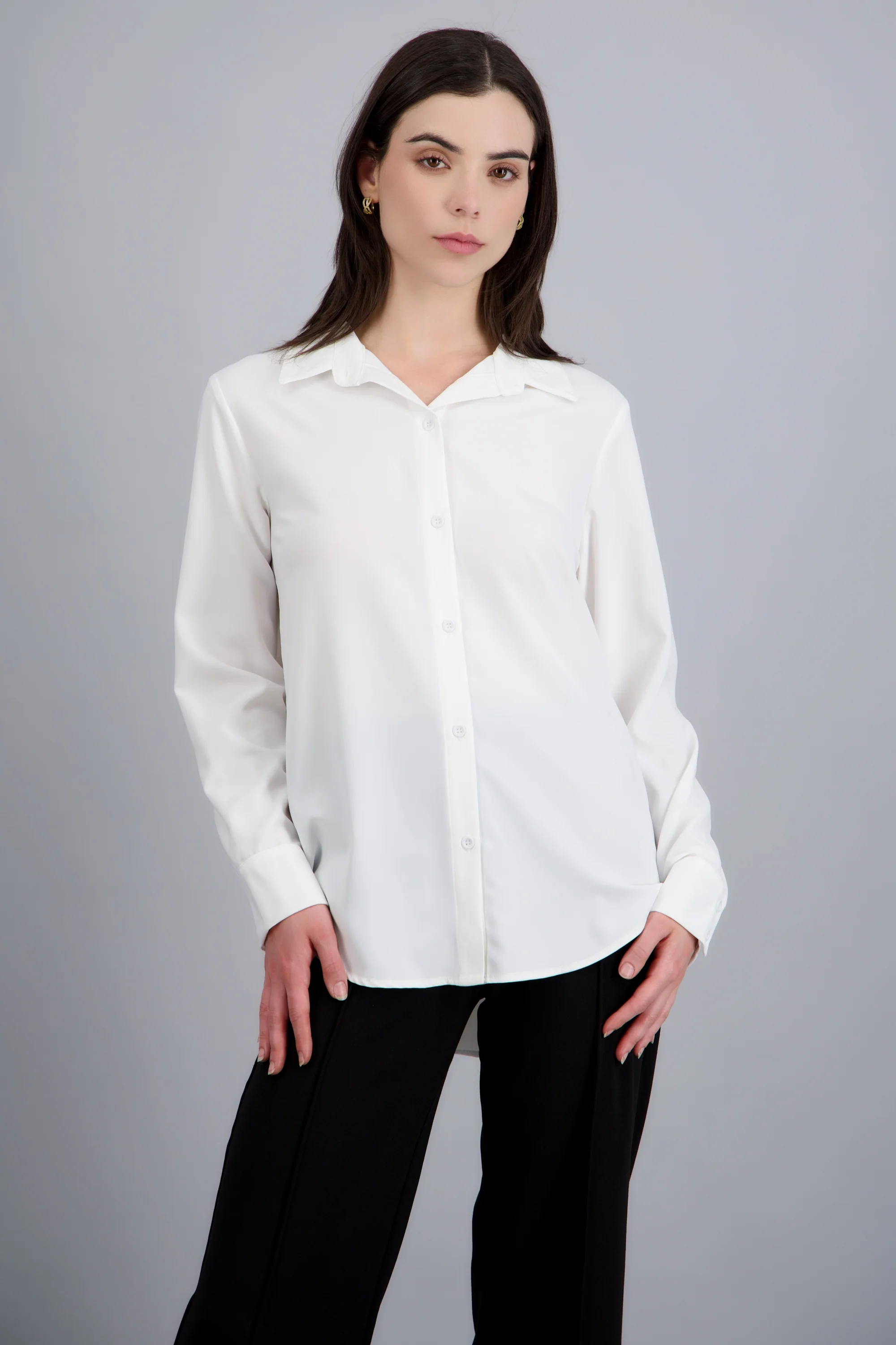 Camisa lisa manga larga botones - Image 3