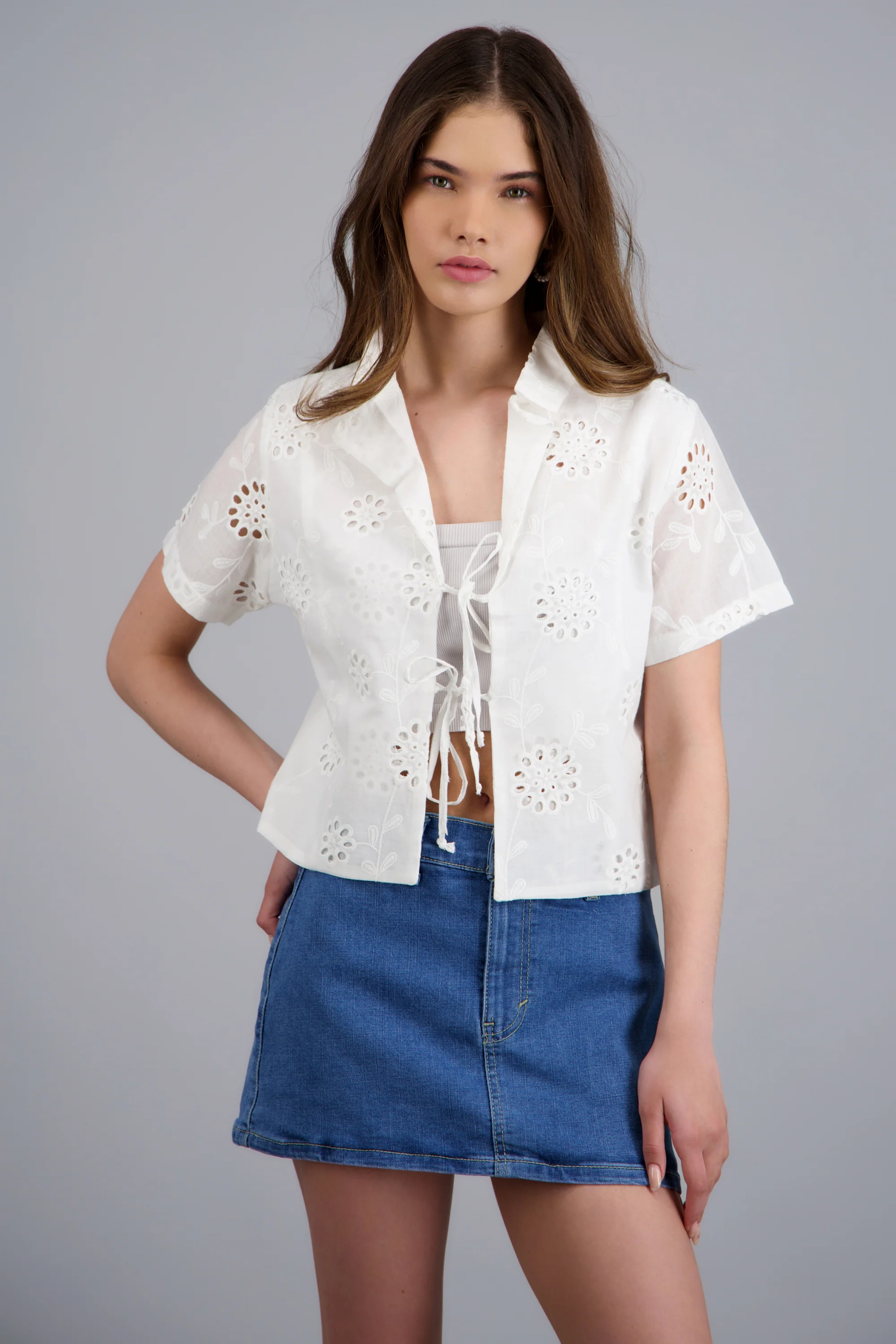 Camisa manga corta detalle moños - Image 3