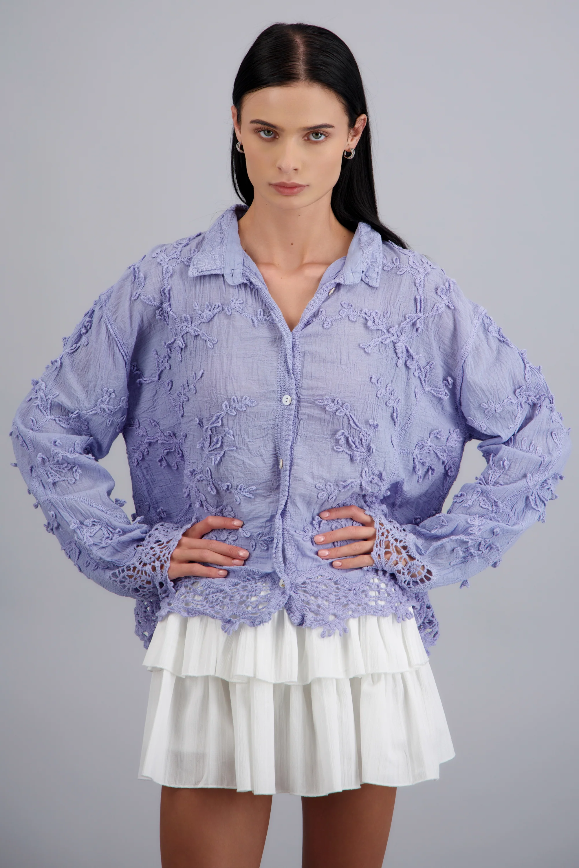 CAMISA TEXTURA M/L DET BORADO