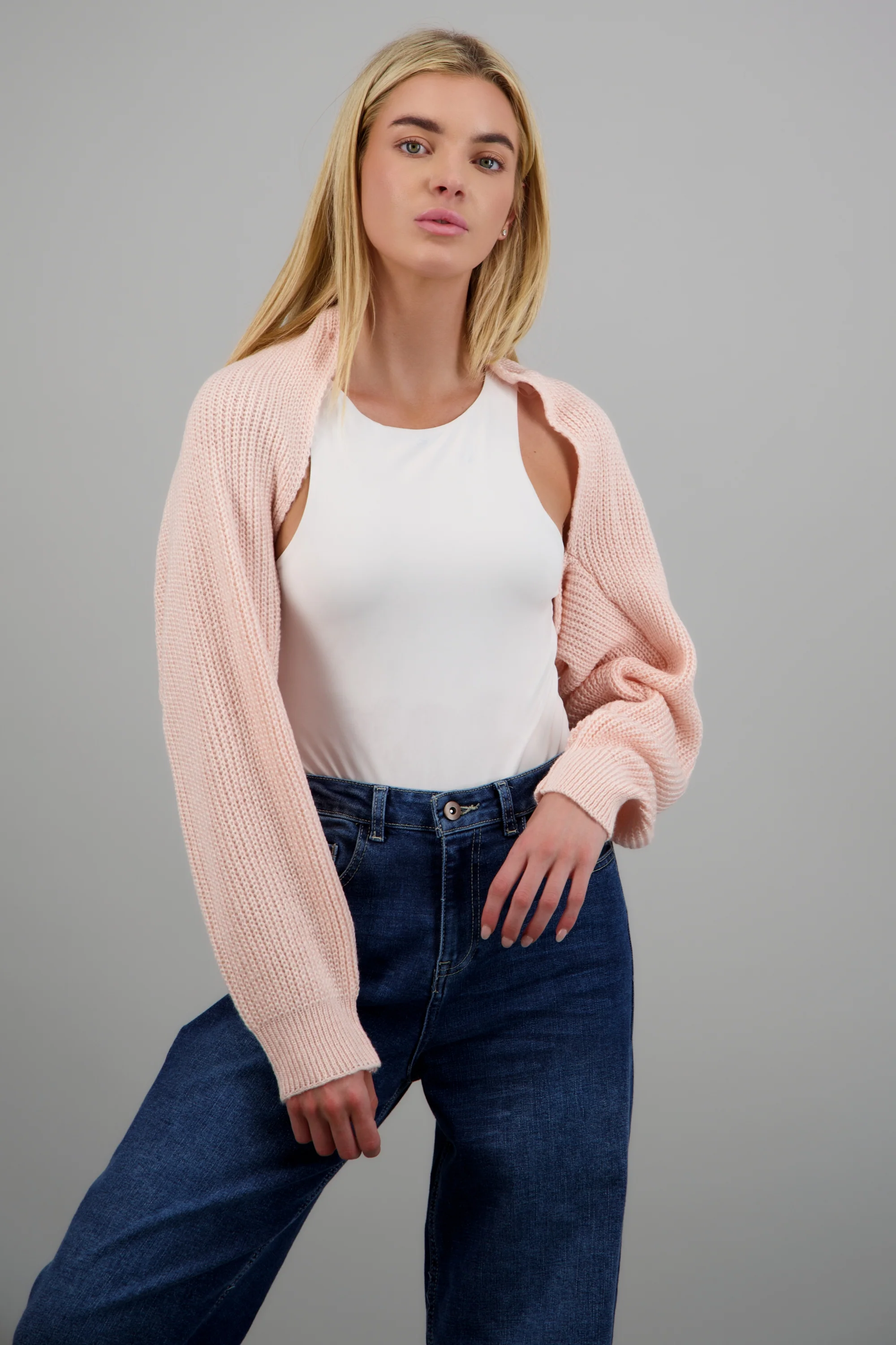 Cardigan bolero en tejido