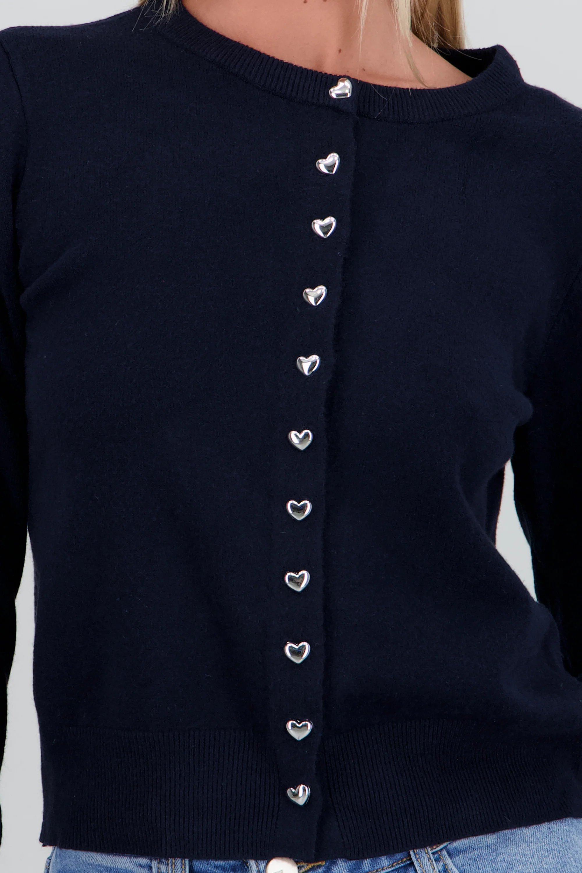 Cardigan botones corazon - Image 5