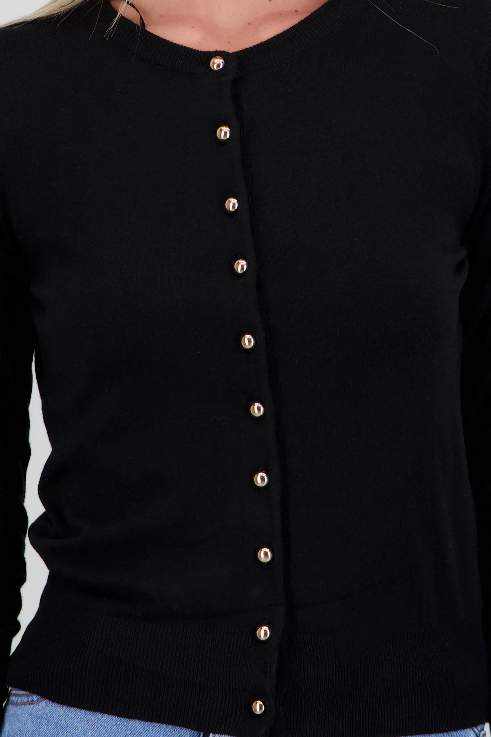 Cardigan detalle botones - Image 5