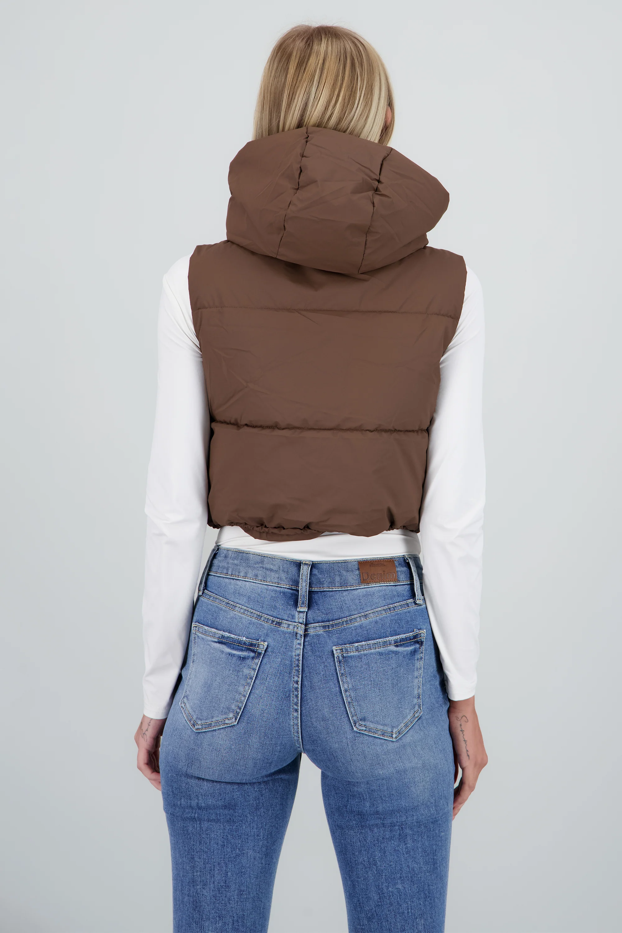 Chaleco capitonado con gorro - Image 4
