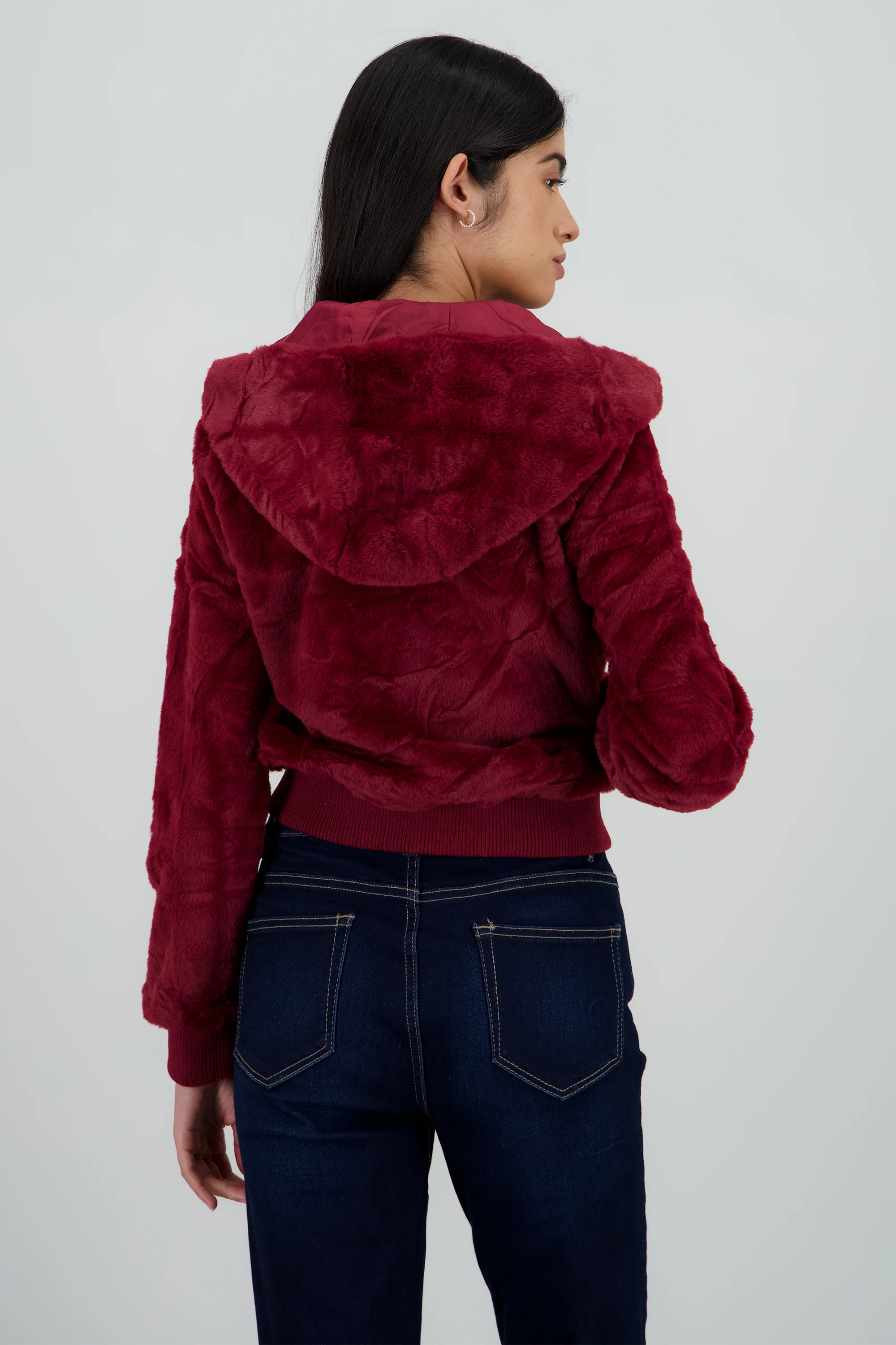 Chamarra pelo con gorro - Image 4