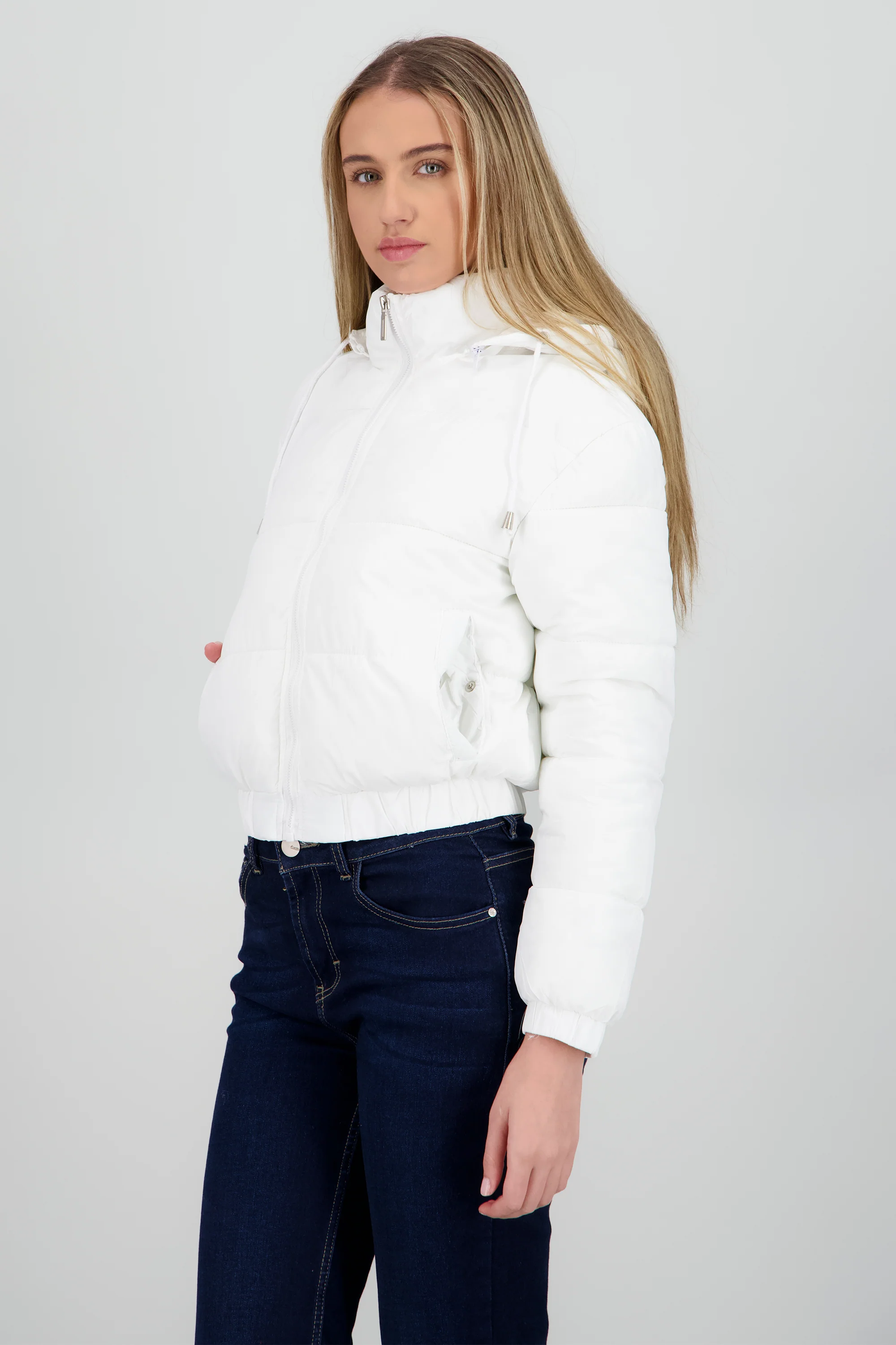 Chamarra puffer con gorro y bolsas - Image 3