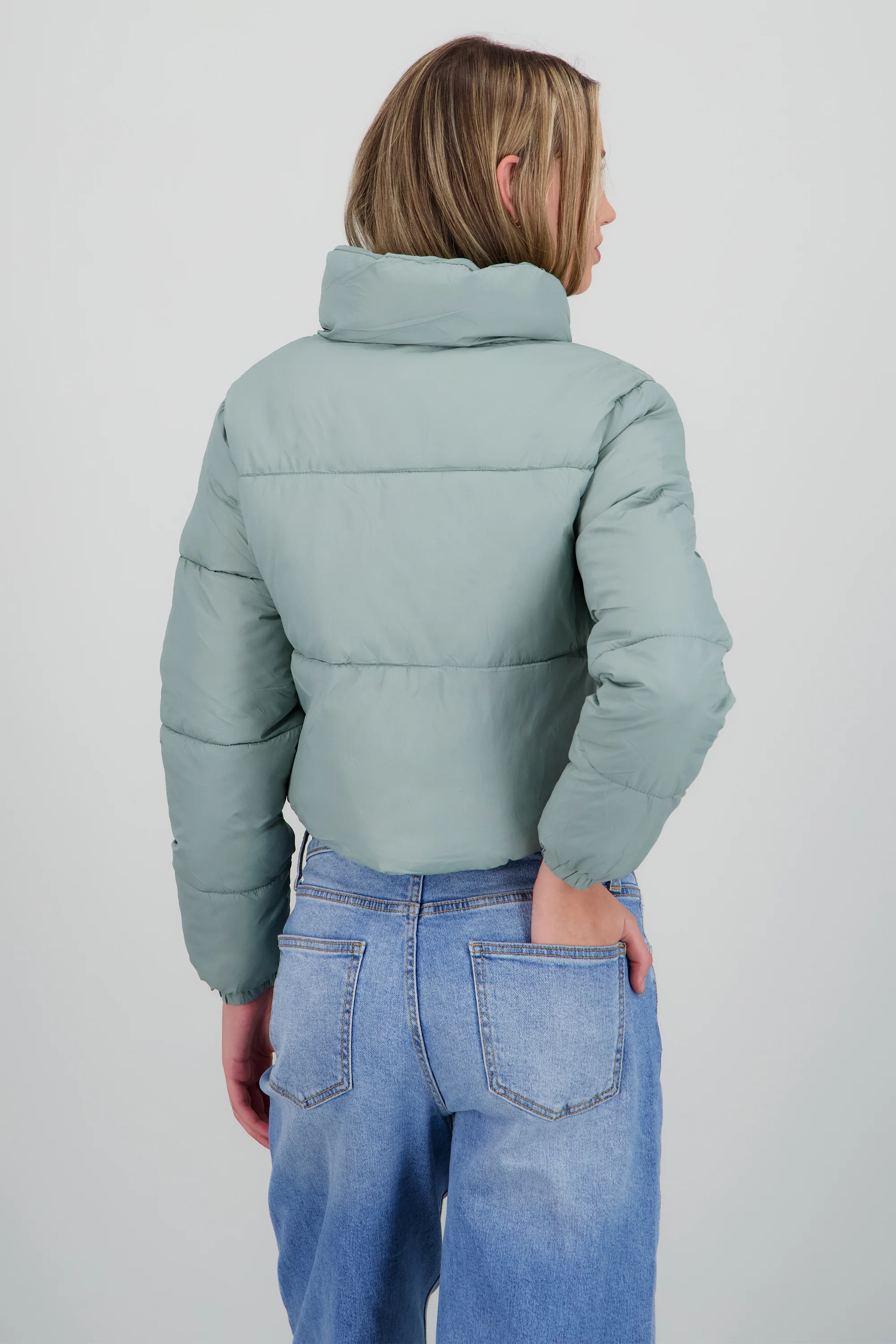 Chamarra puffer crop - Image 4