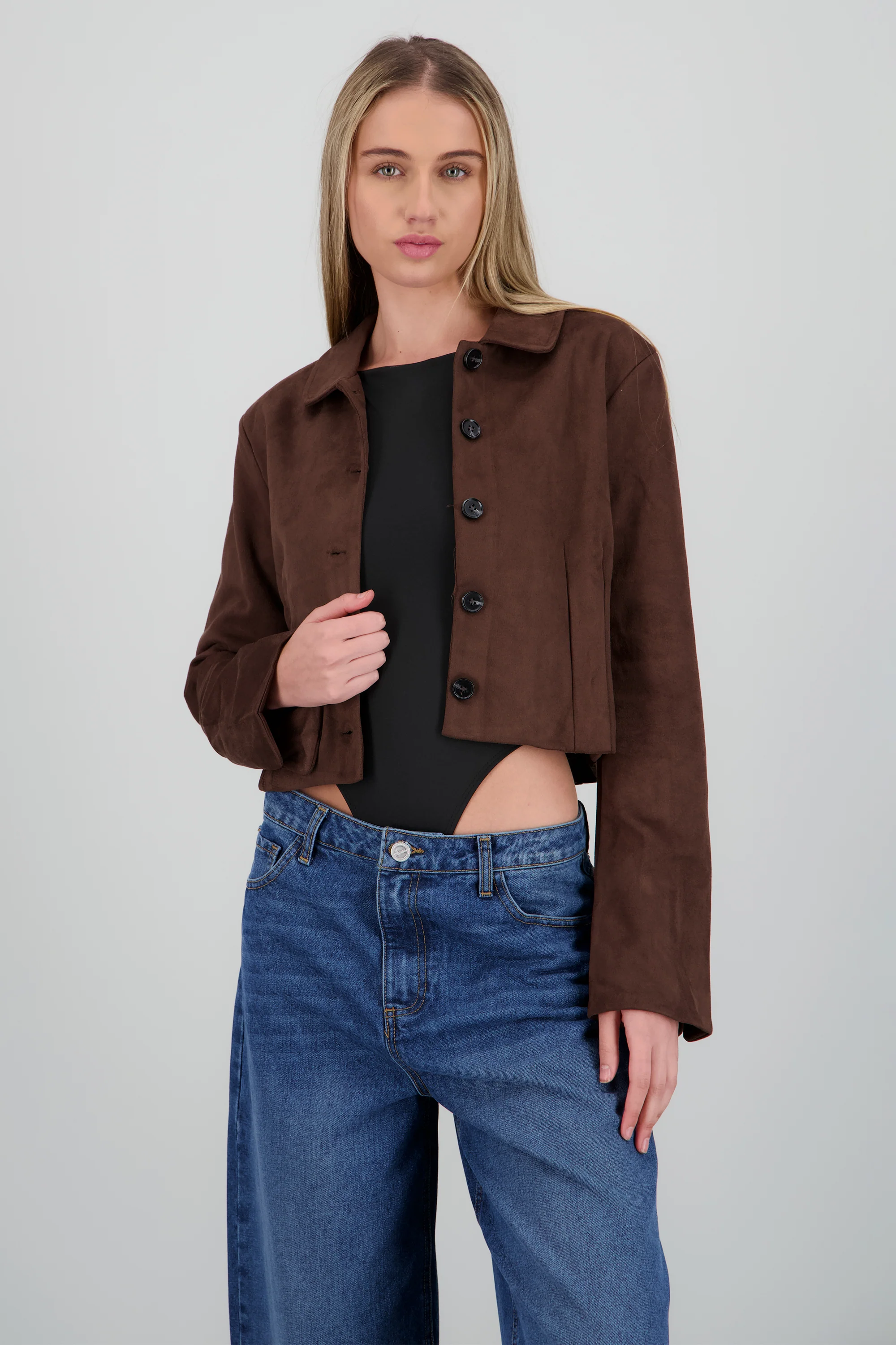Chamarra suede botones