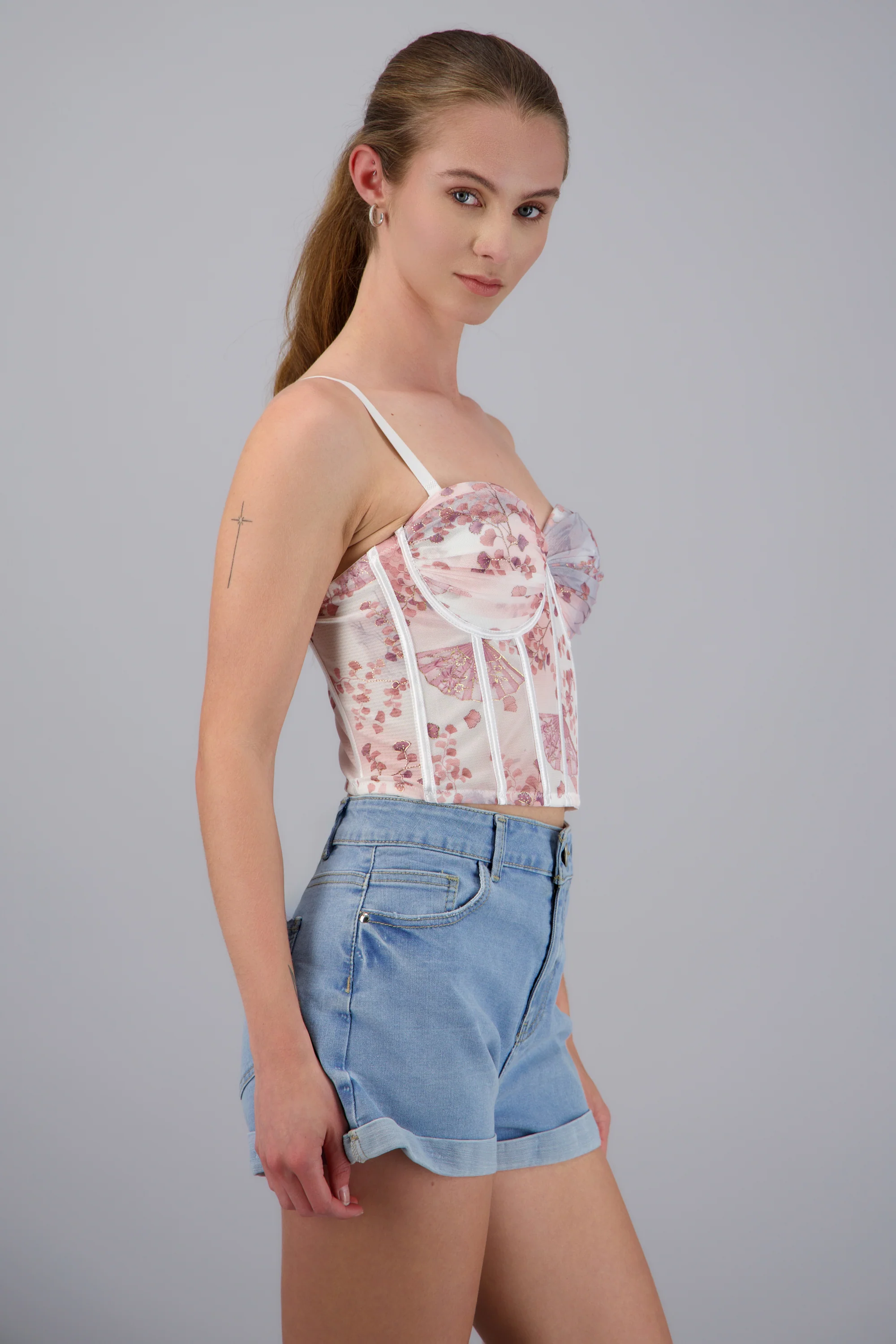 Corset con copas plisadas detalle foil - Image 3