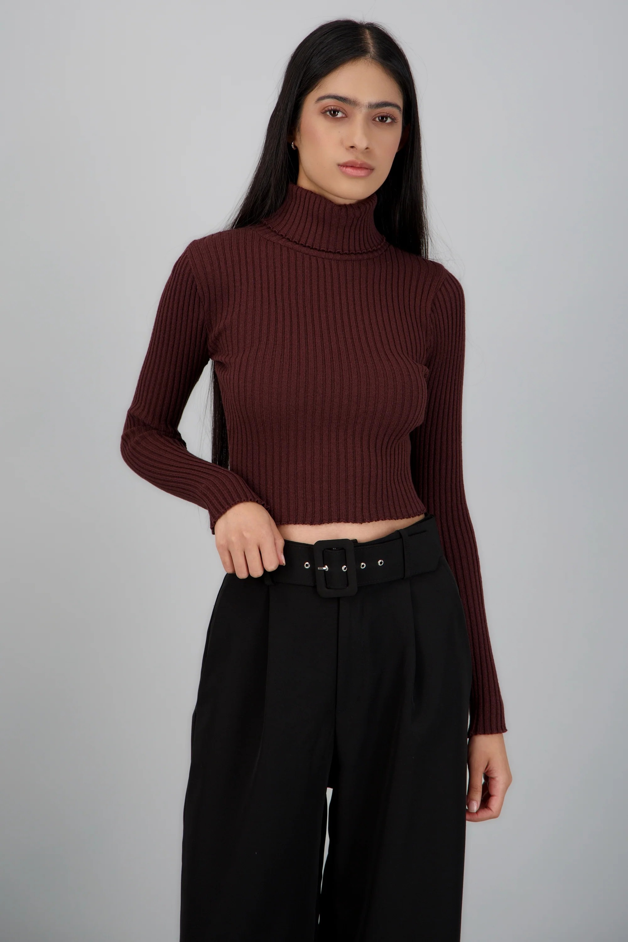 crop top cuello tortuga rib