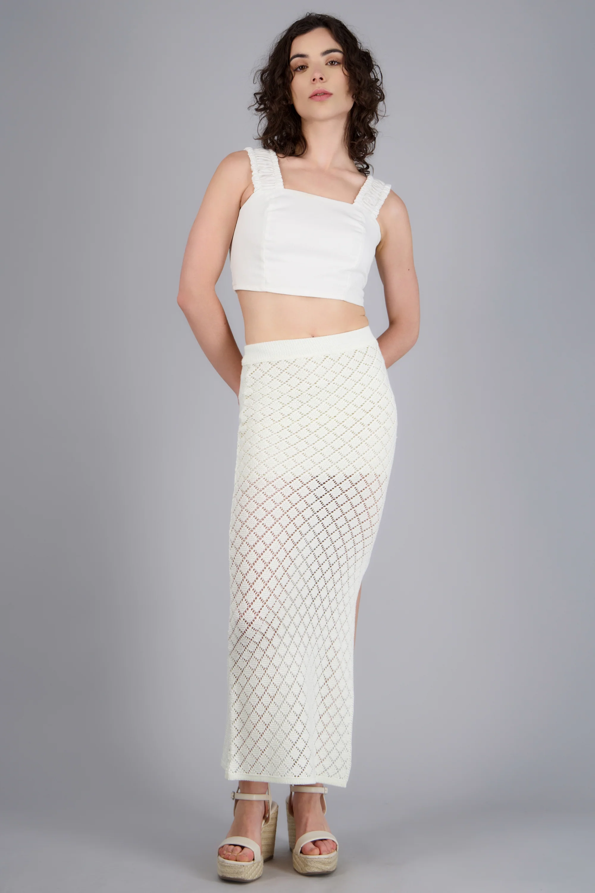 Falda maxi calada detalle abertura