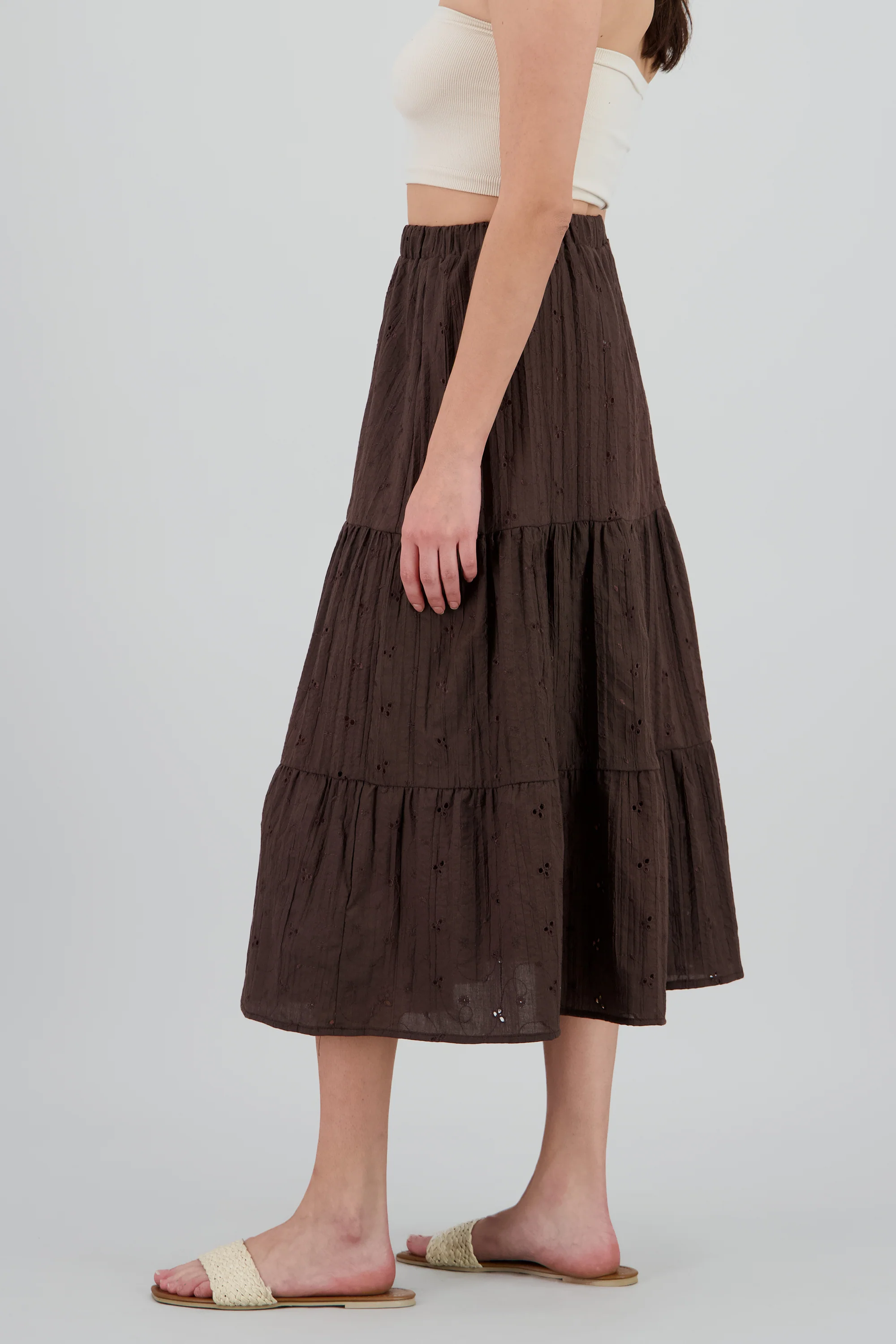 Falda maxi con bloques de eyelet - Image 3