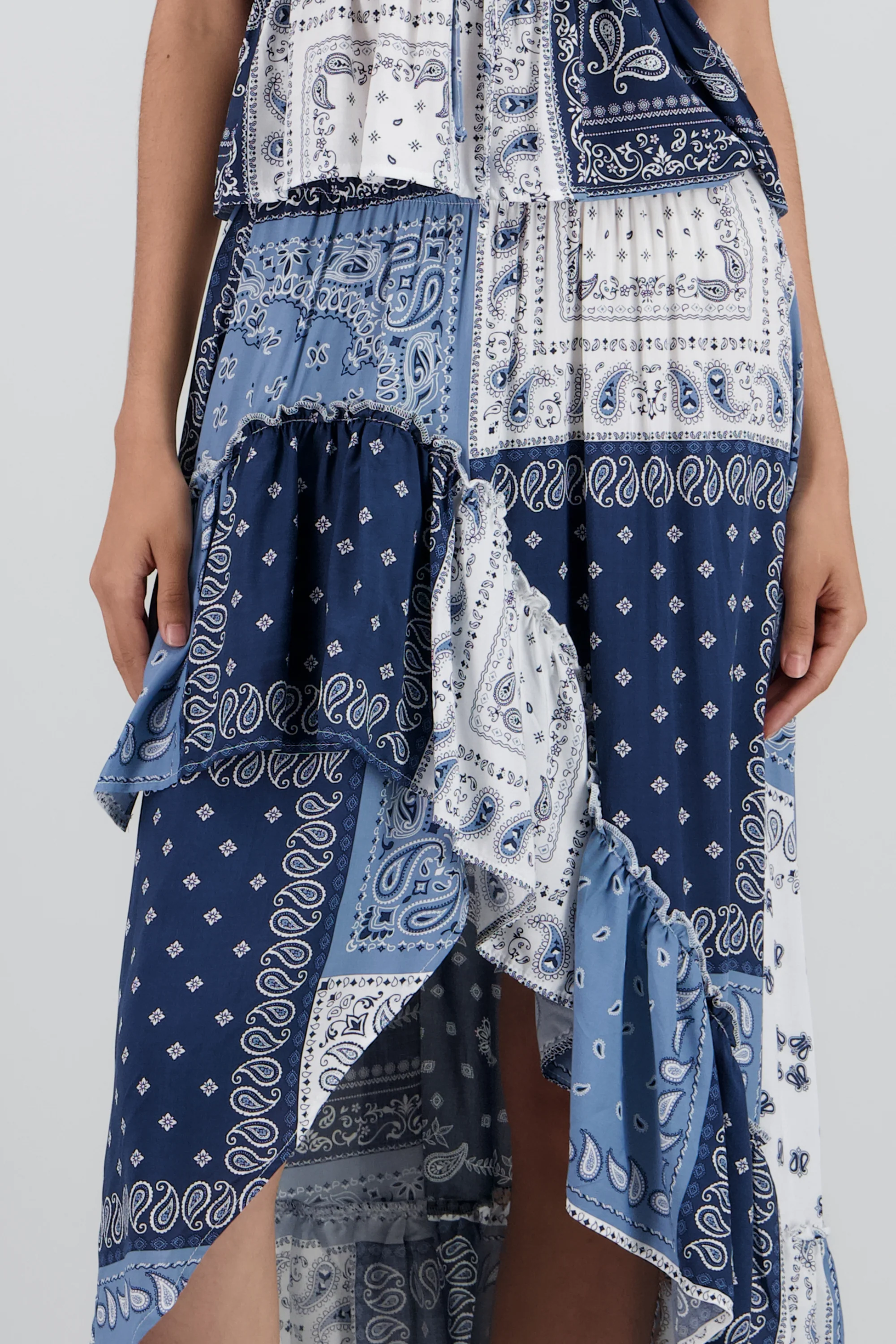 Falda maxi con olanes estampado paisley - Image 5