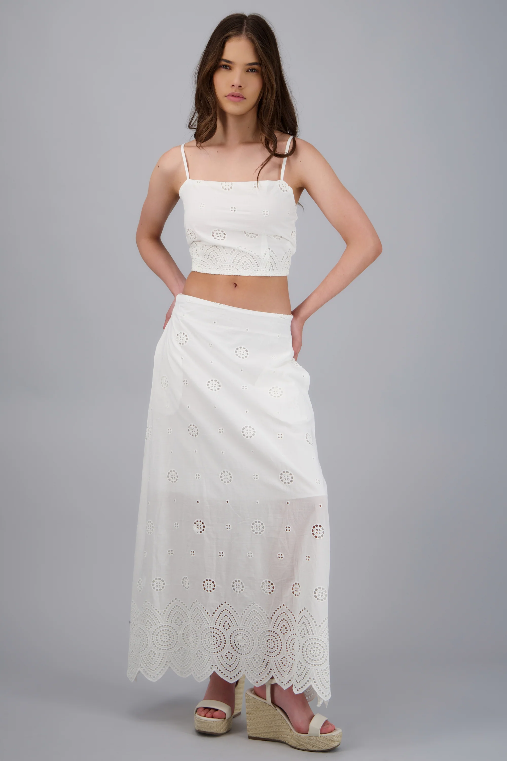 Falda maxi detalle eyelet