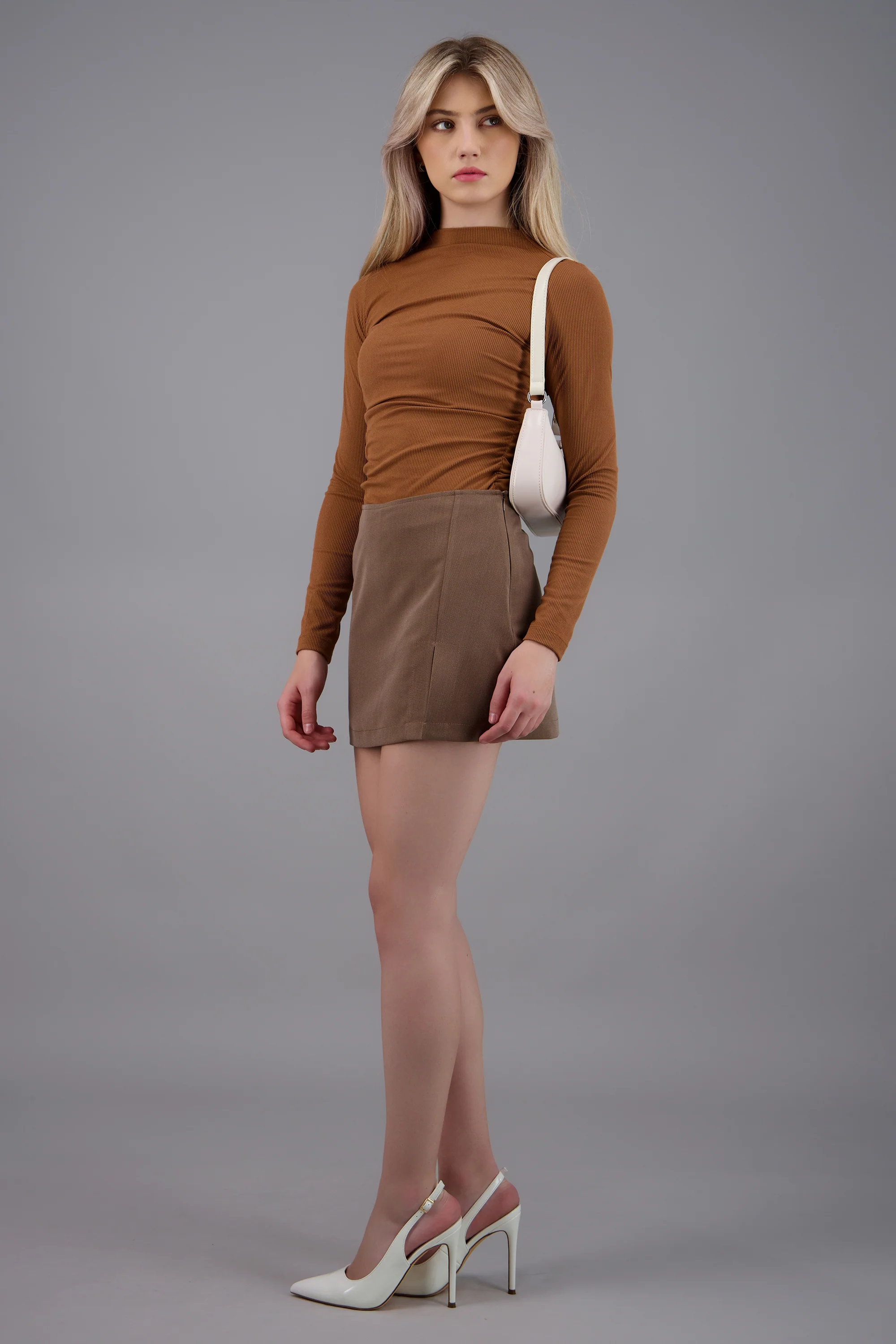 Falda mini lisa - Image 3